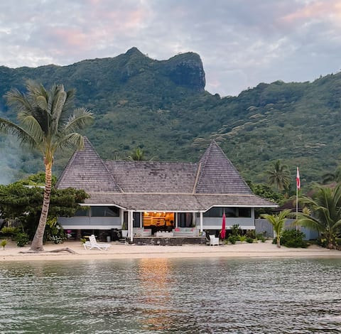 Private Polynesian Beachfront Home