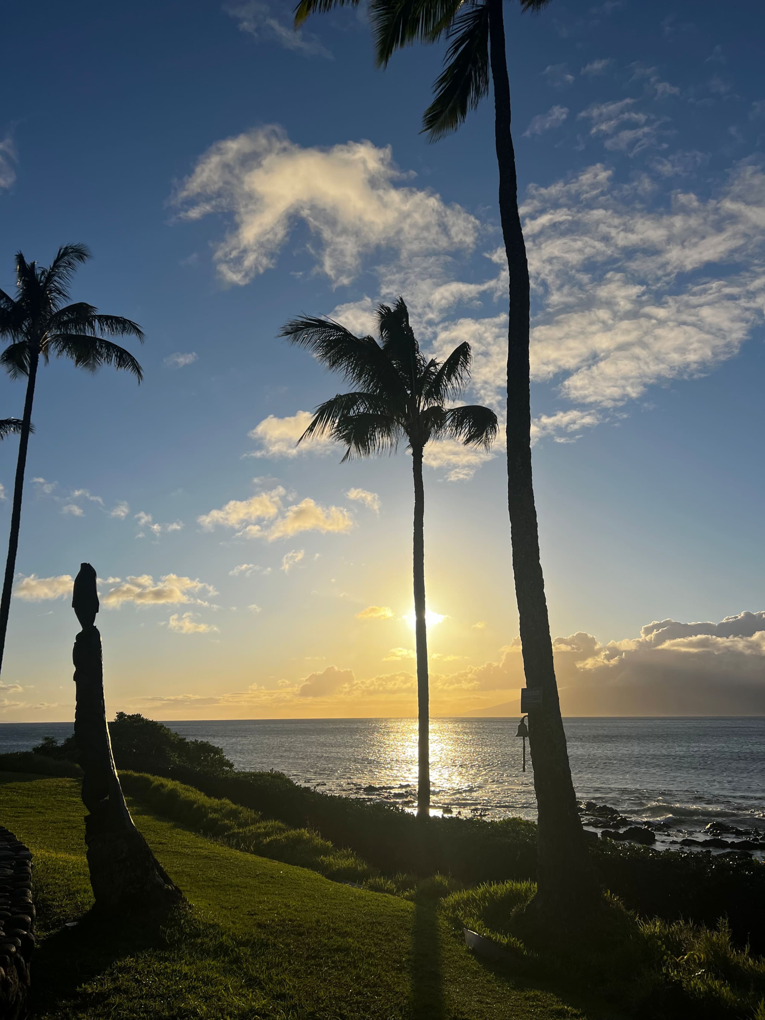 Resort in Lahaina · ★4.85 · Studio · 2 beds · 1 private bath - Image 2