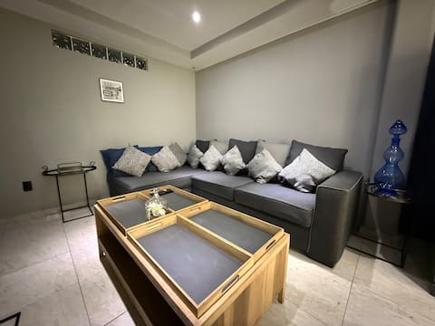 Top Airbnb: APARTMENT #4 "IN FRONT OF THE AIRPORT" in Moctezuma