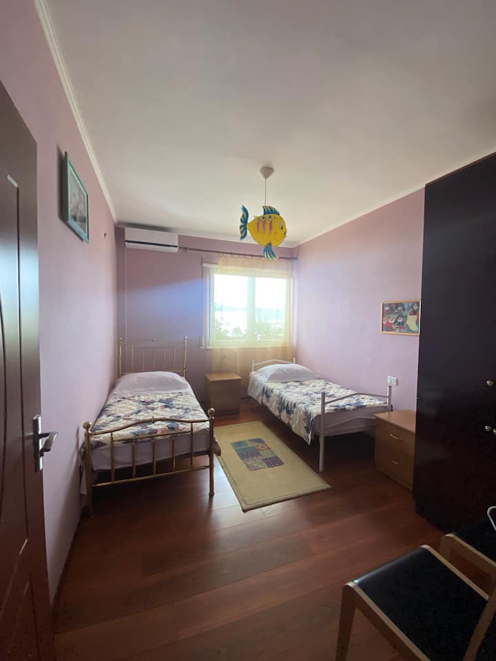 غرفة النوم 2