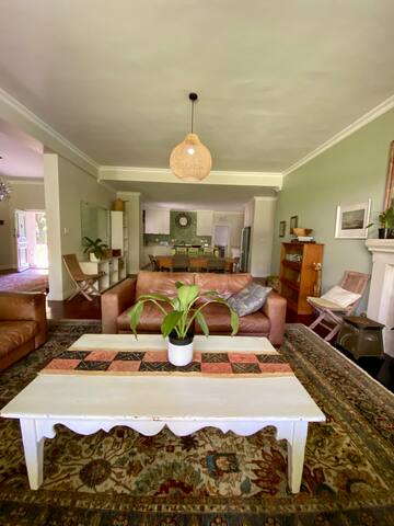 Poolside paradise in Cape Town Southern Subs gallery image 3