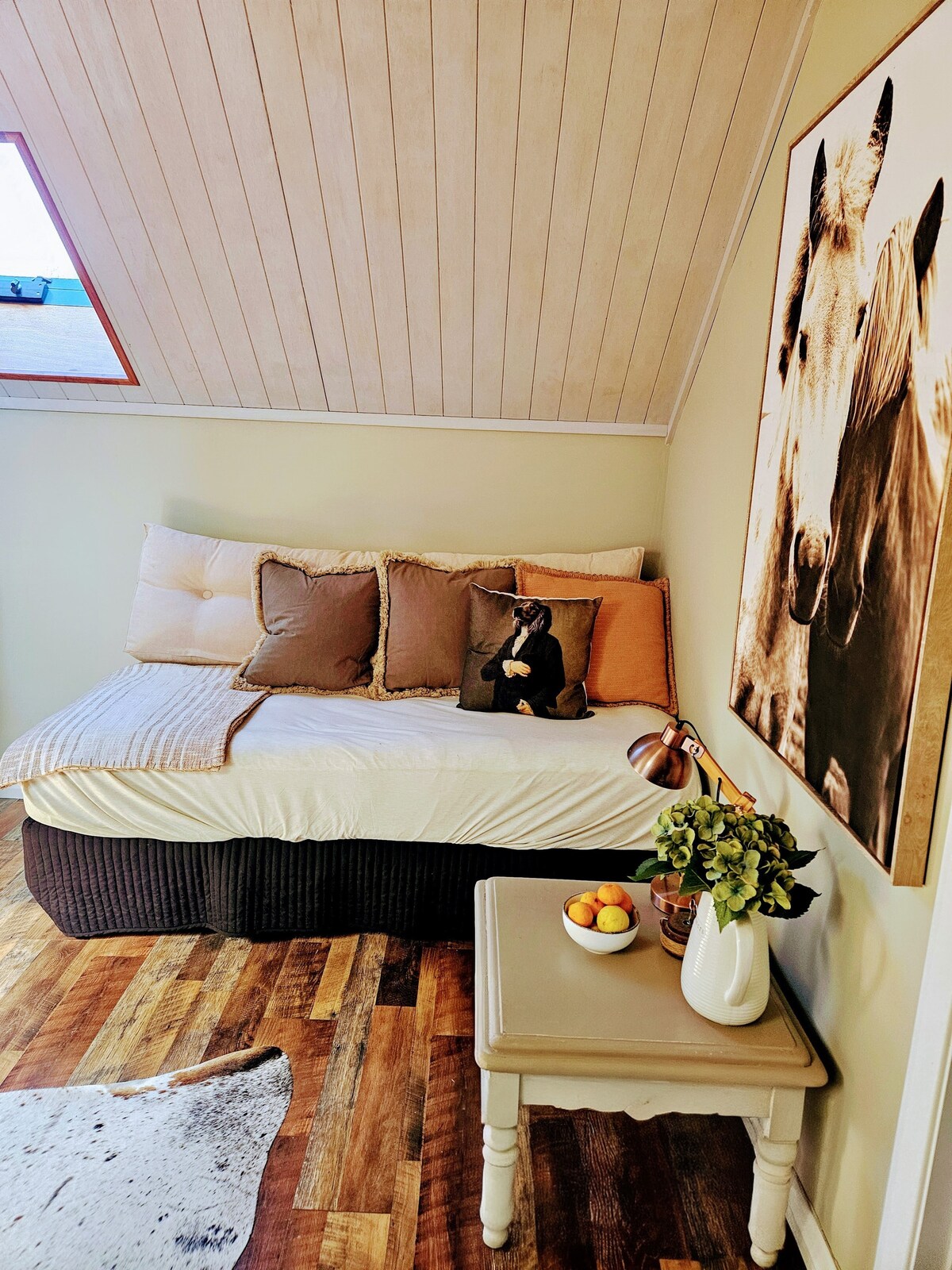 Successful Airbnb property: South Oak Lodge The Loft in Waipa District East