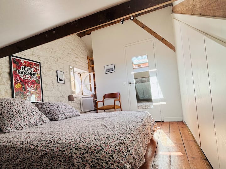 Chumba cha kulala 160 + chumba kikubwa cha kupumzikia 