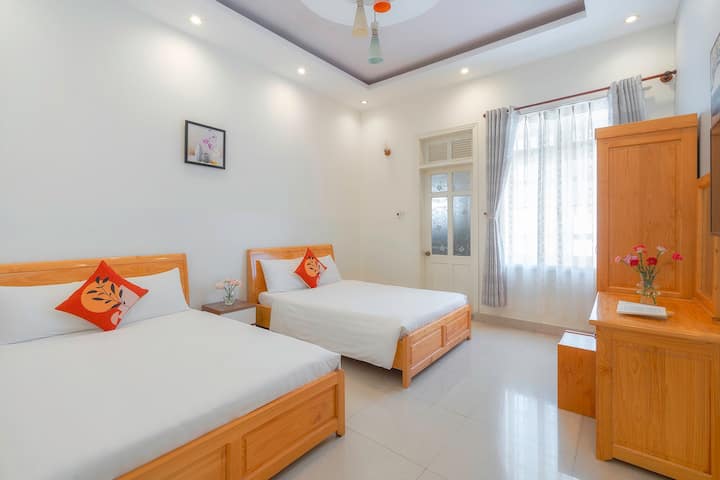 საძინებელი 1