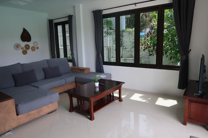 Villa Seaview Garden (2 Bedroom, Sleeps 5) Apt#2 - Koh Tao