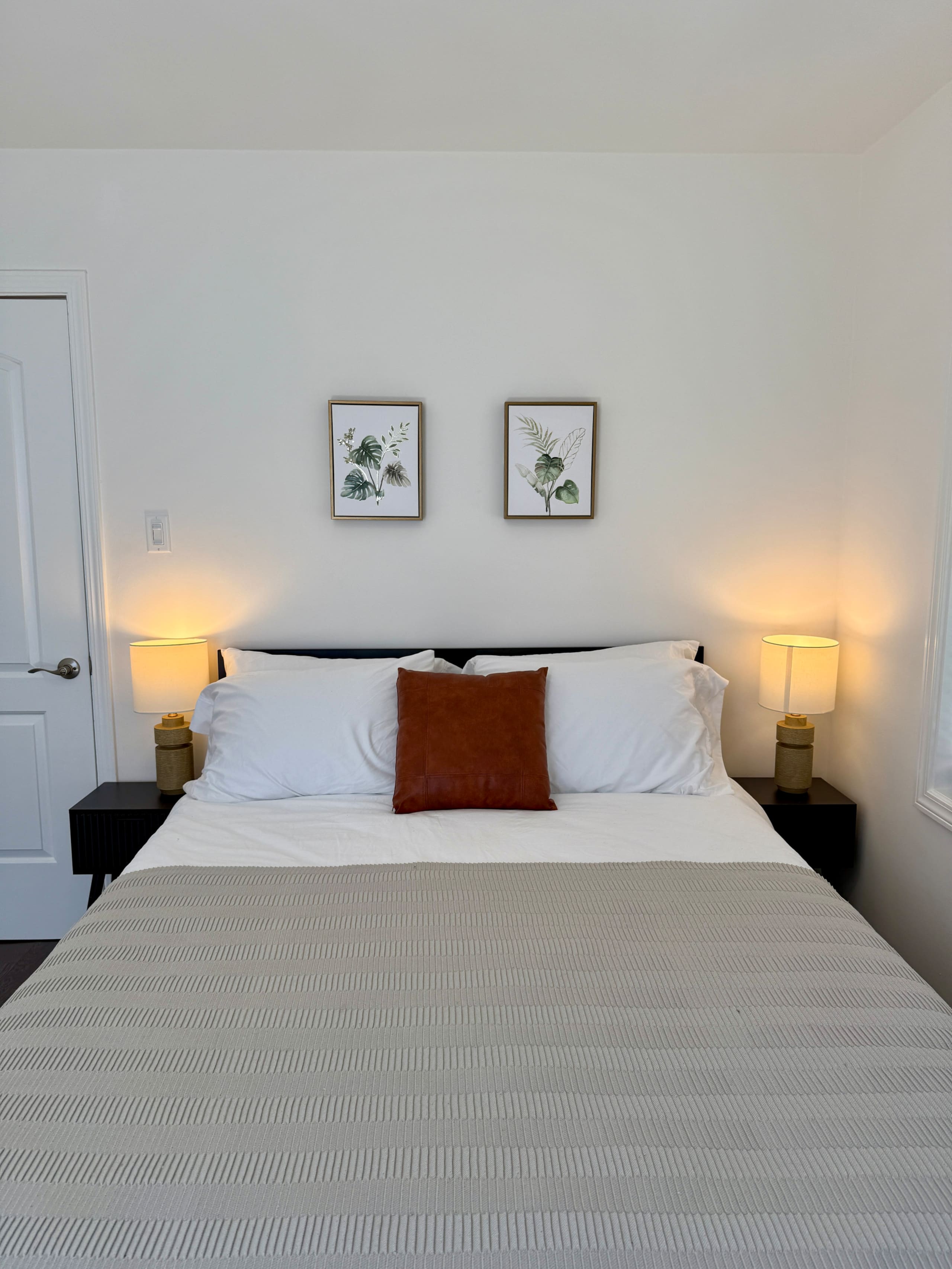 Home in South San Francisco · ★4.92 · 2 bedrooms · 2 beds · 1 private bath - Image 16
