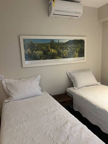 Lindo, Ipanema 02 quartos c/ suite. gallery image 3