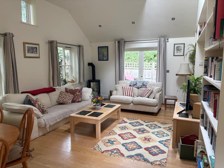 Homely Country Cottage -South Downs National Park - Petersfield