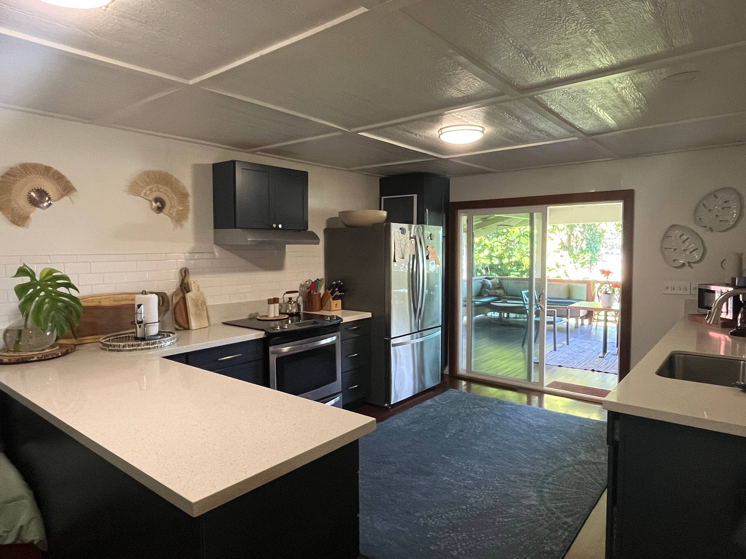 Home in Hilo · ★4.87 · 2 bedrooms · 2 beds · 2 baths - Image 7