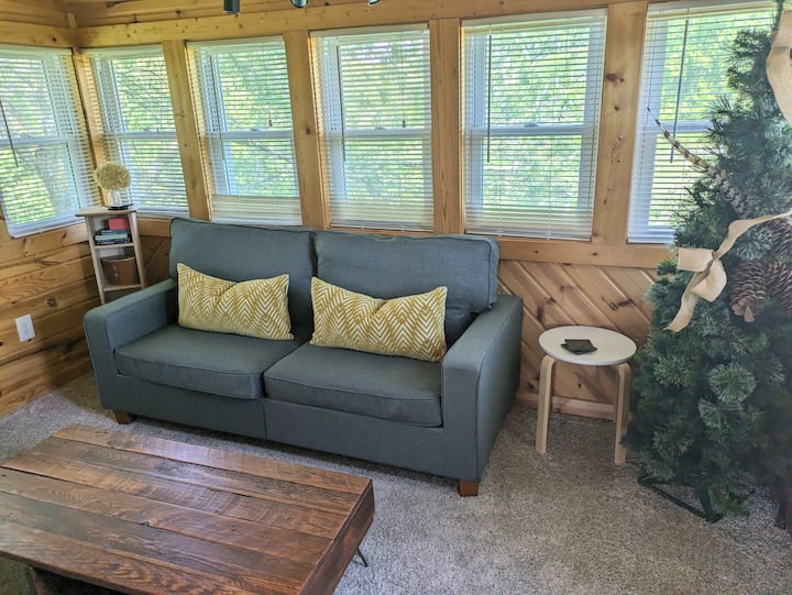 Escape The City @ Rice Creek Guesthouse. - Minnesota