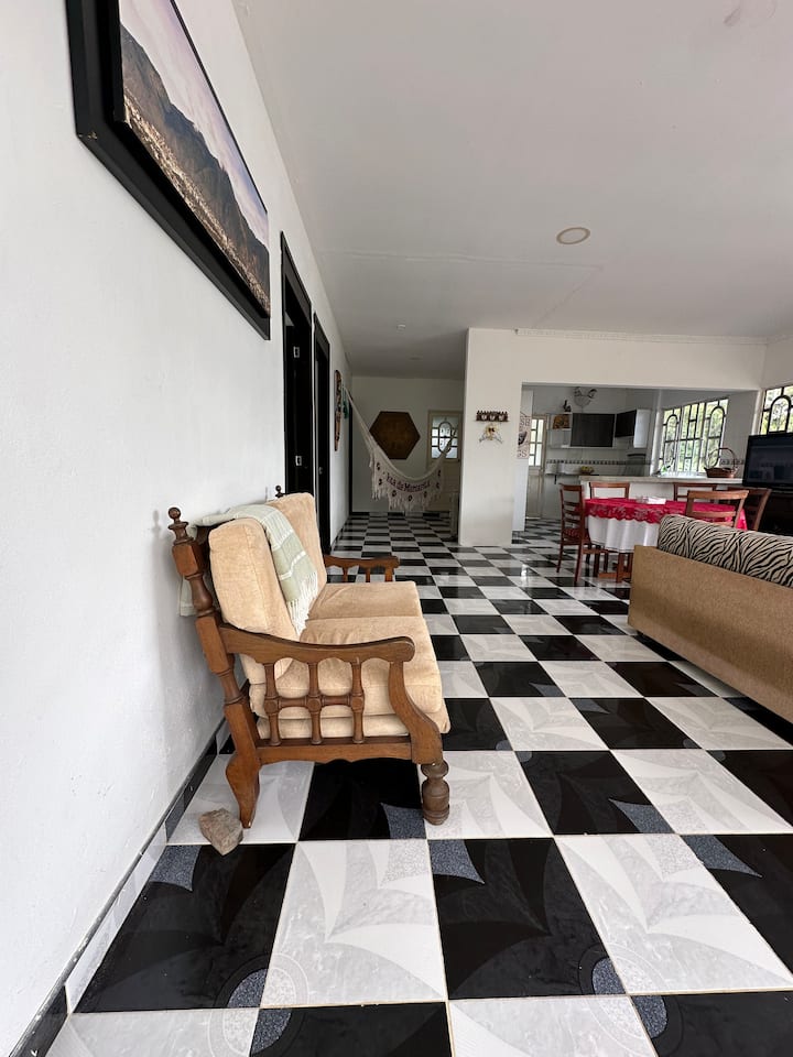 غرفة المعيشة