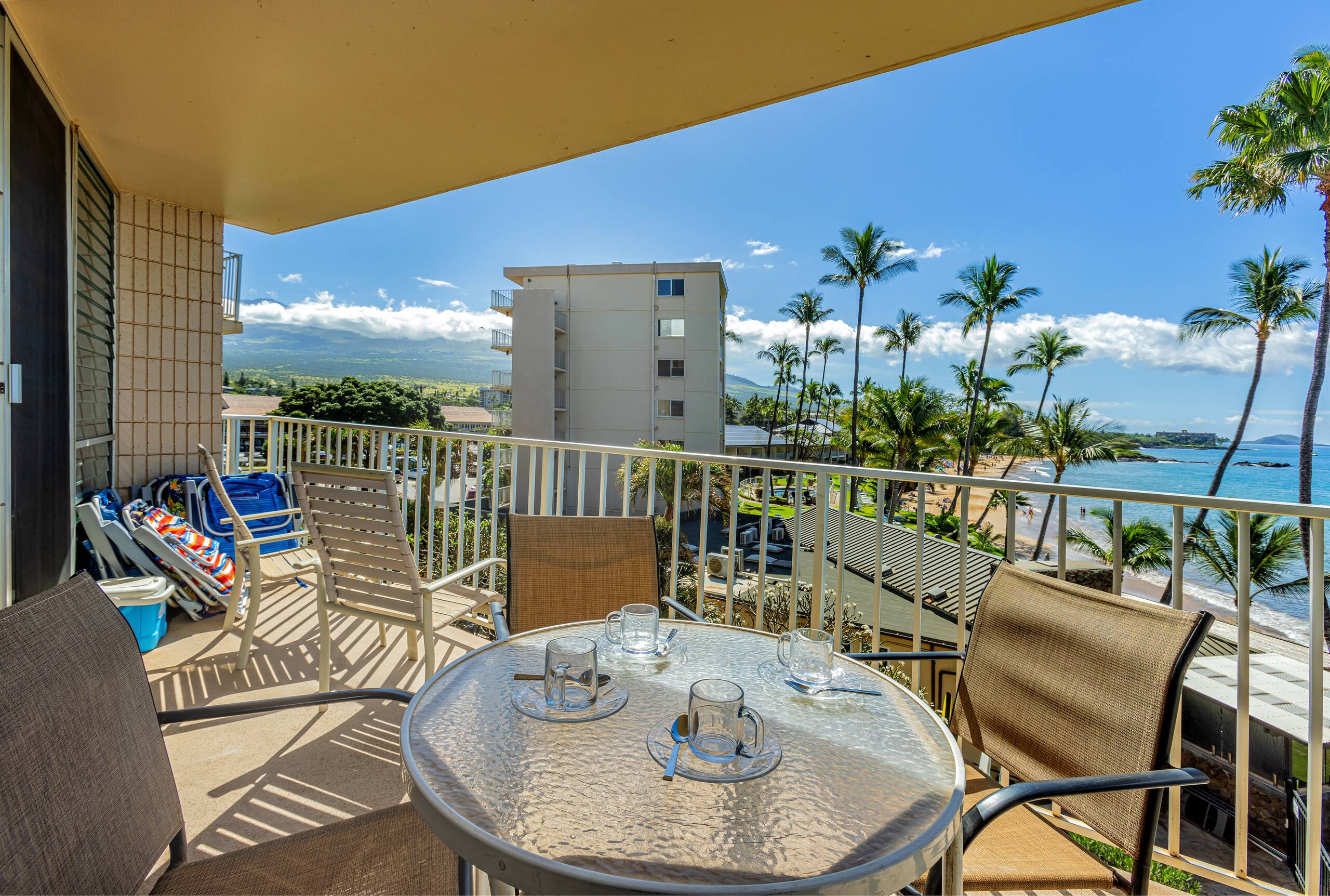 Condo in Kihei · ★4.0 · 2 bedrooms · 4 beds · 2 baths - Image 7