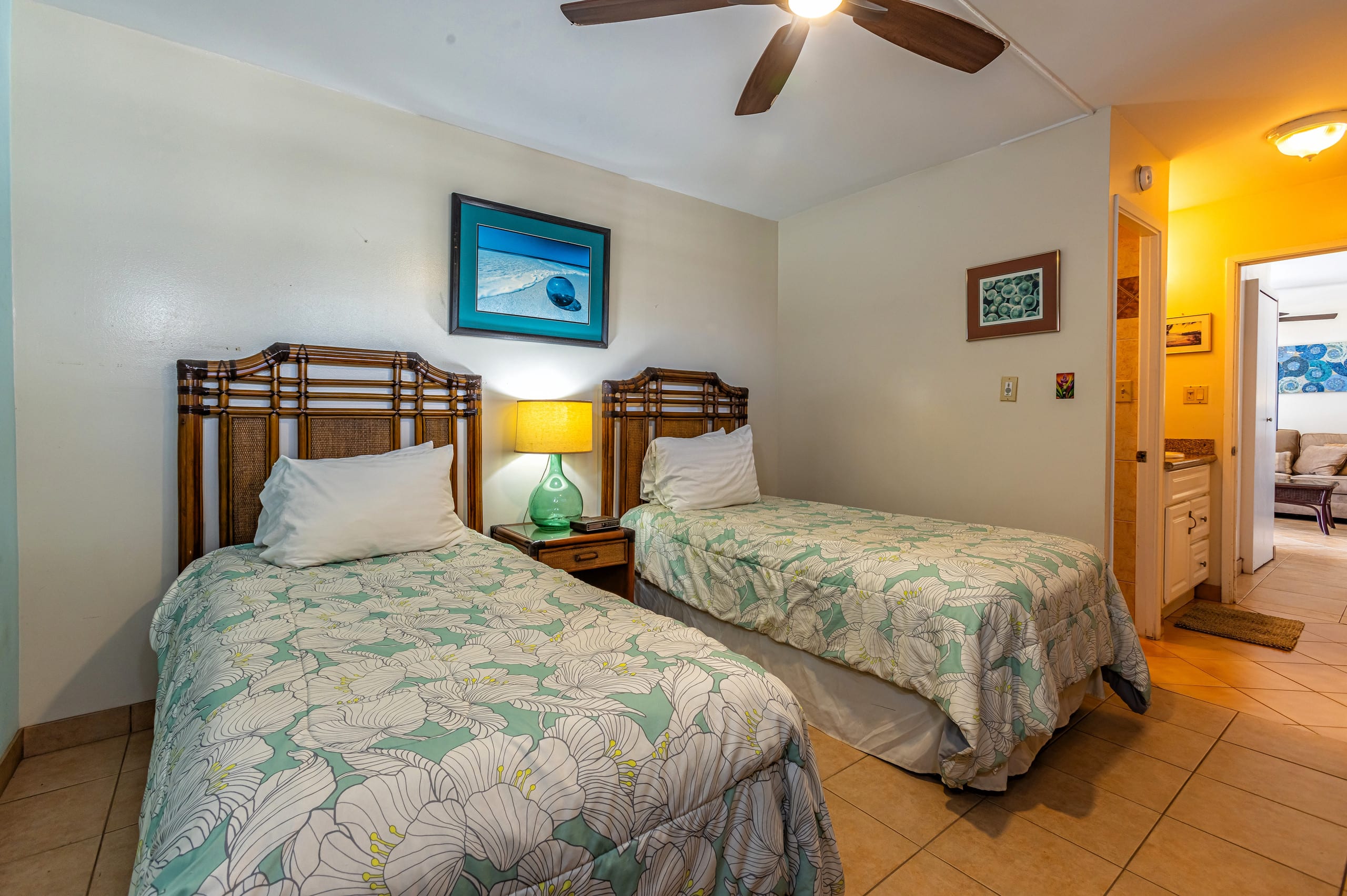 Condo in Kihei · ★4.0 · 2 bedrooms · 4 beds · 2 baths - Image 18