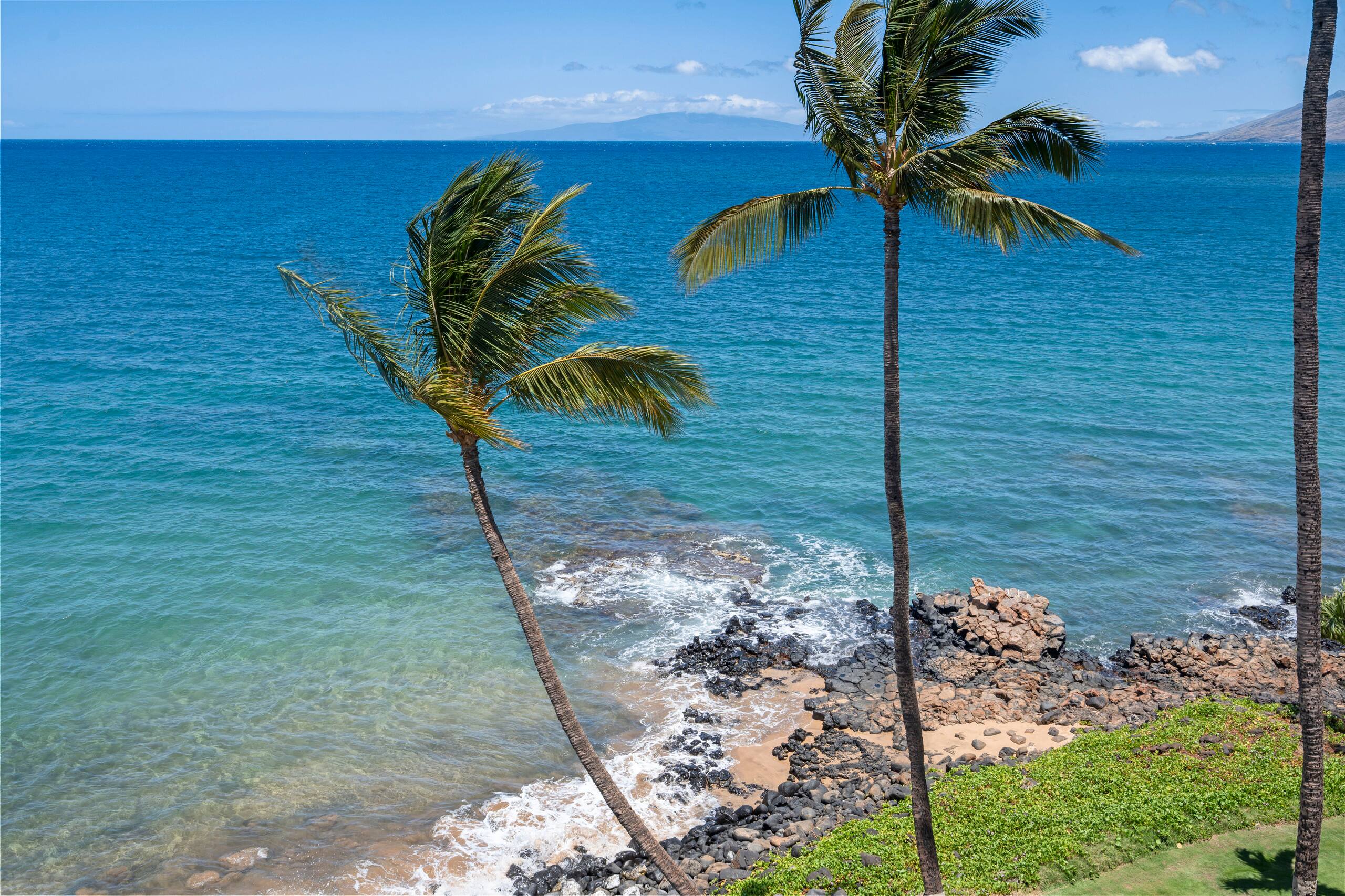 Condo in Kihei · ★4.0 · 2 bedrooms · 4 beds · 2 baths - Image 27
