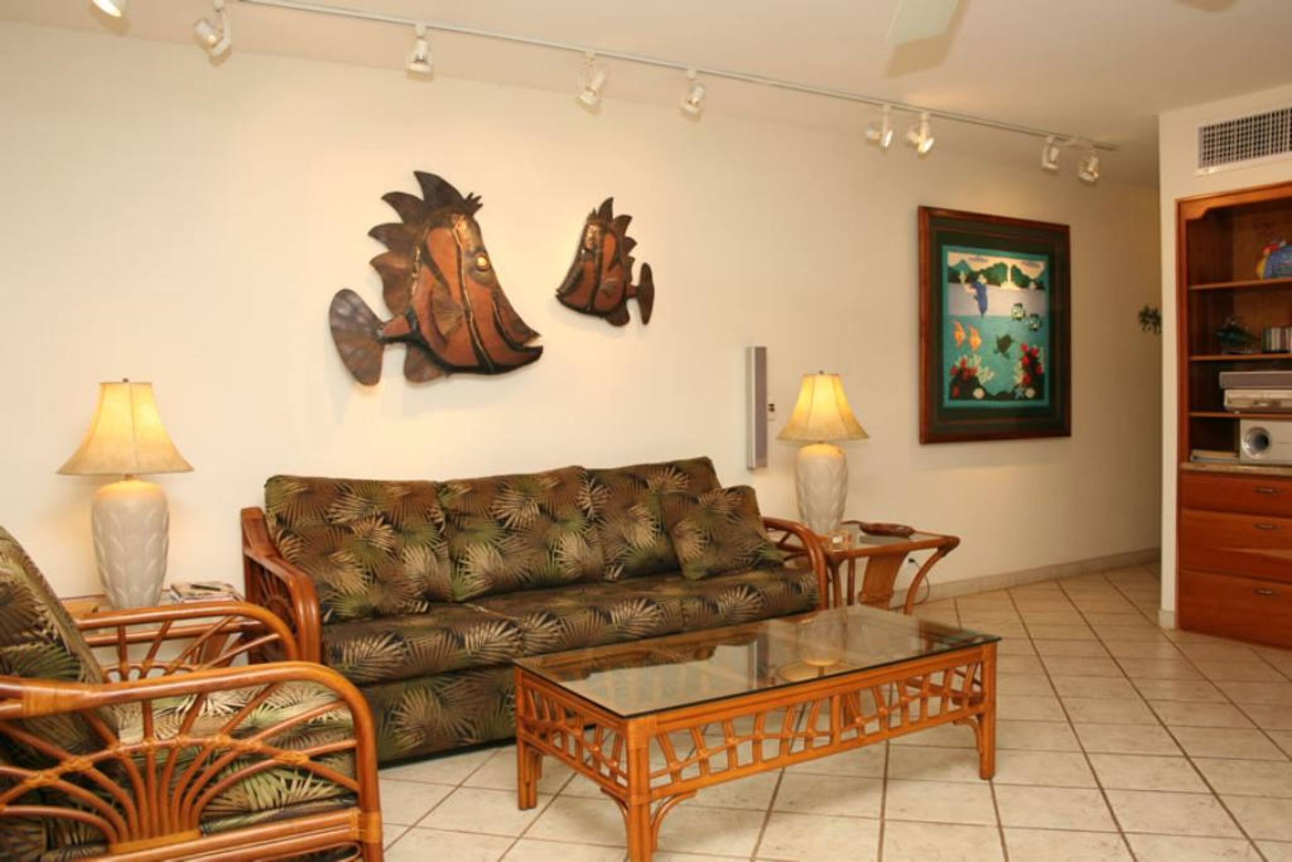 Condo in Kihei · ★4.83 · 1 bedroom · 2 beds · 1 bath - Image 2