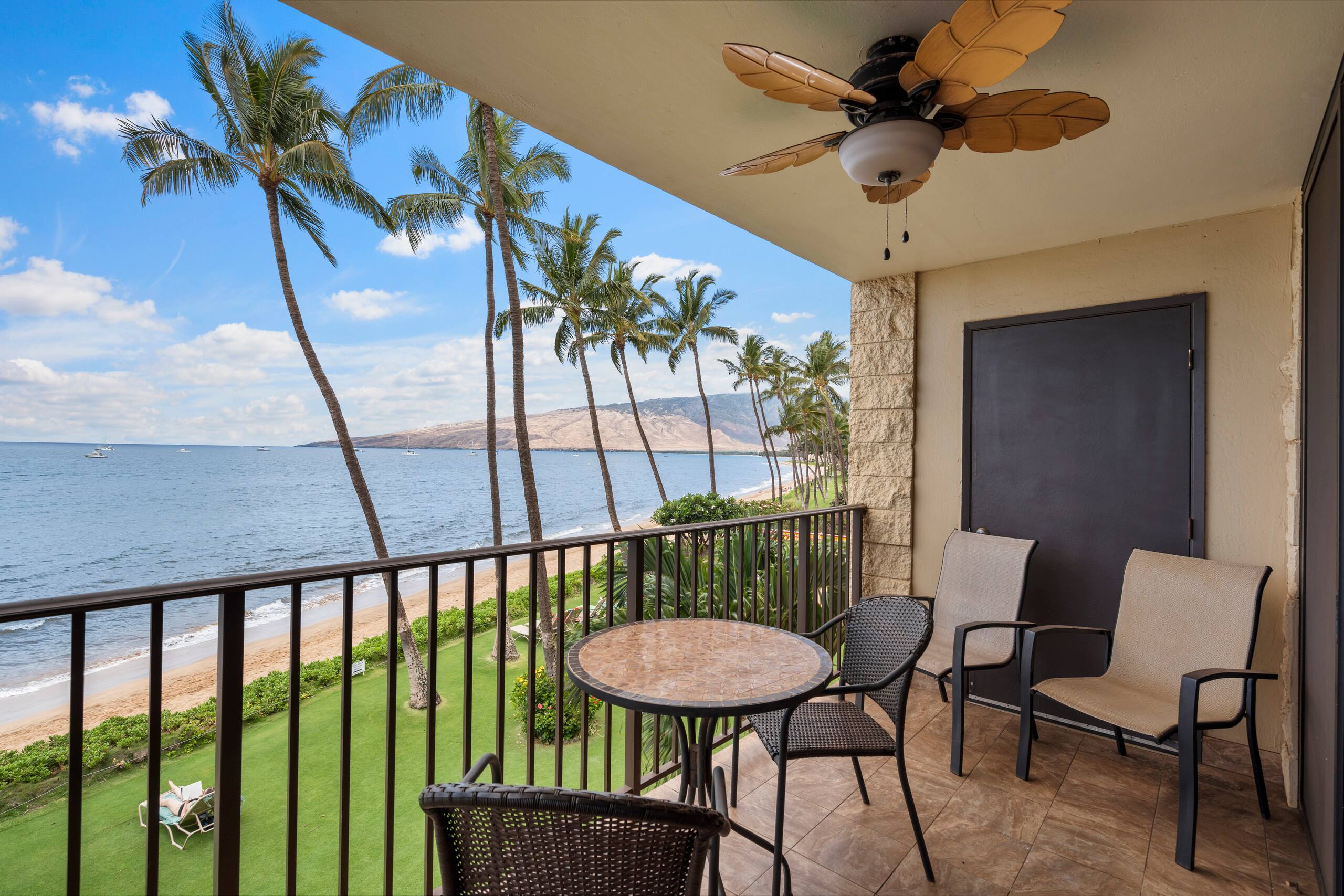 Condo in Kihei · ★4.8 · 1 bedroom · 2 beds · 2 baths - Image 6