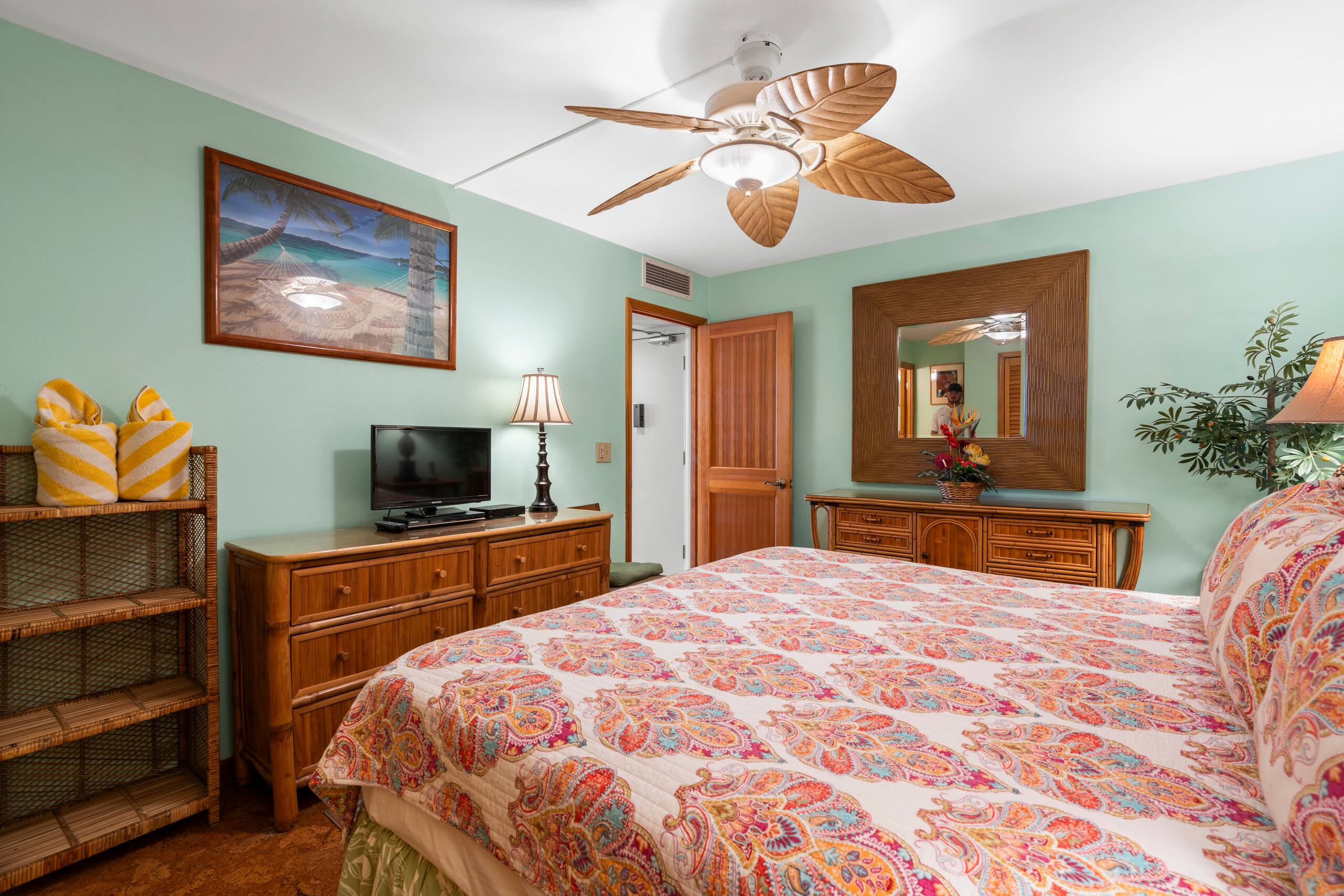 Condo in Kihei · ★4.8 · 1 bedroom · 2 beds · 2 baths - Image 19