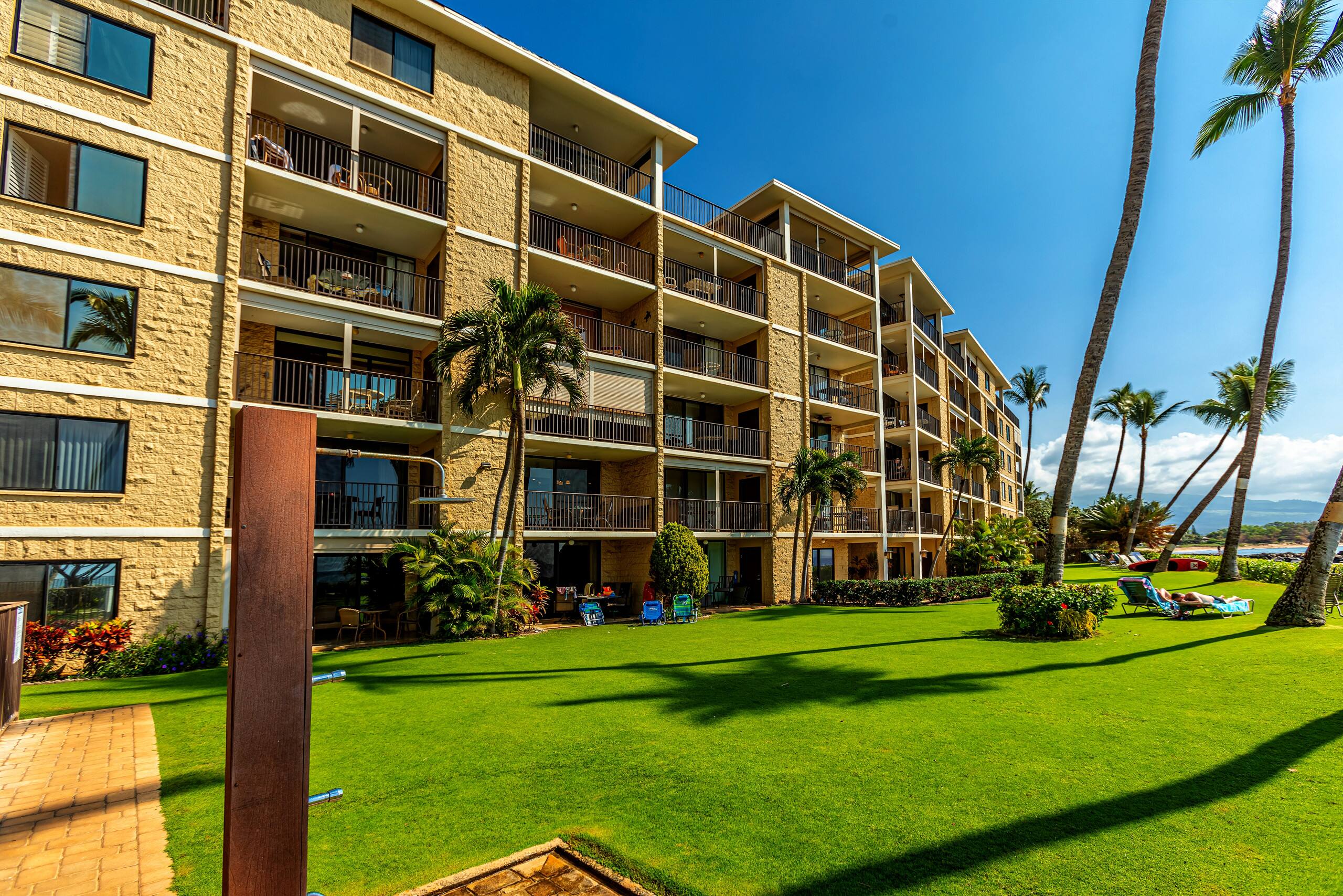 Condo in Kihei · ★5.0 · 1 bedroom · 2 beds · 2 baths - Image 32
