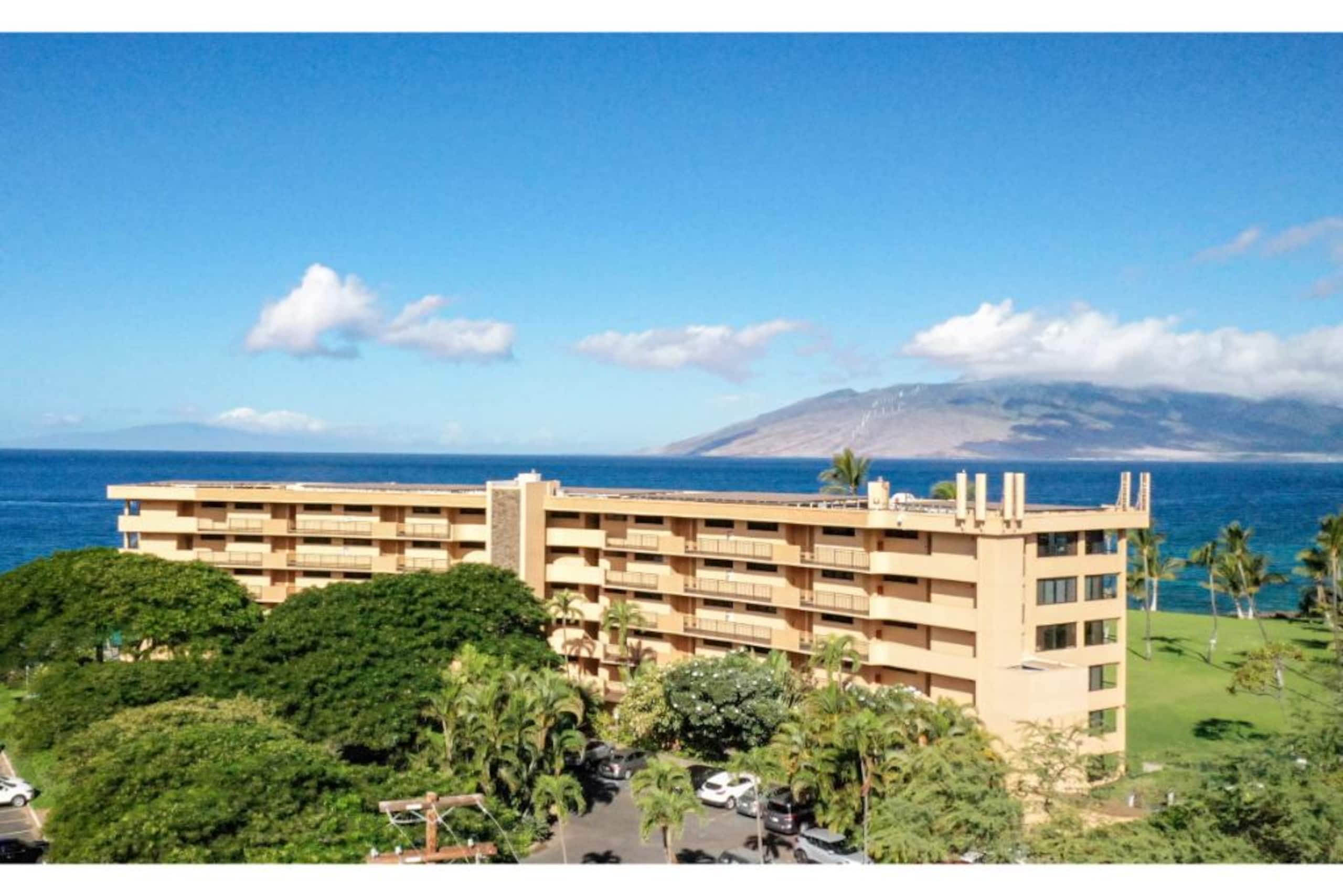 Condo in Kihei · ★4.83 · 1 bedroom · 2 beds · 1.5 baths - Image 26