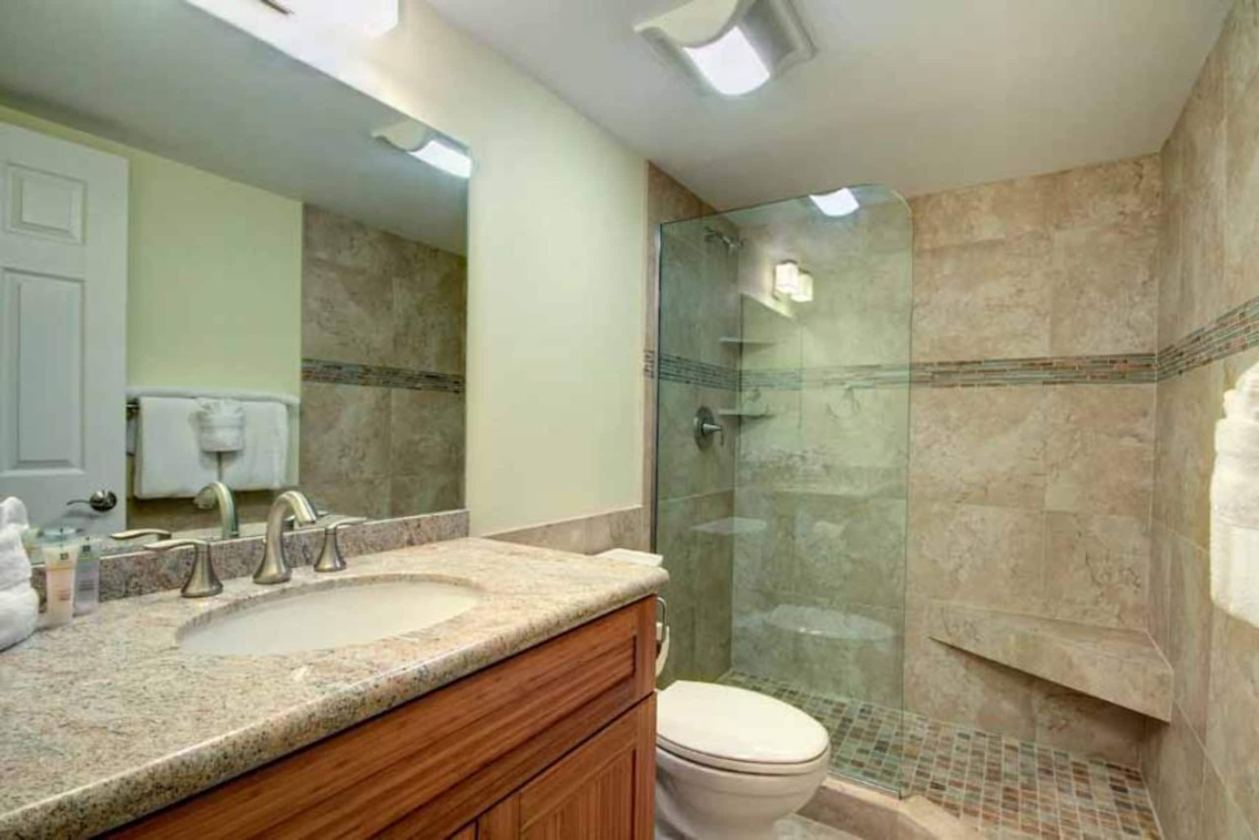 Condo in Kihei · ★4.67 · 1 bedroom · 2 beds · 1.5 baths - Image 17
