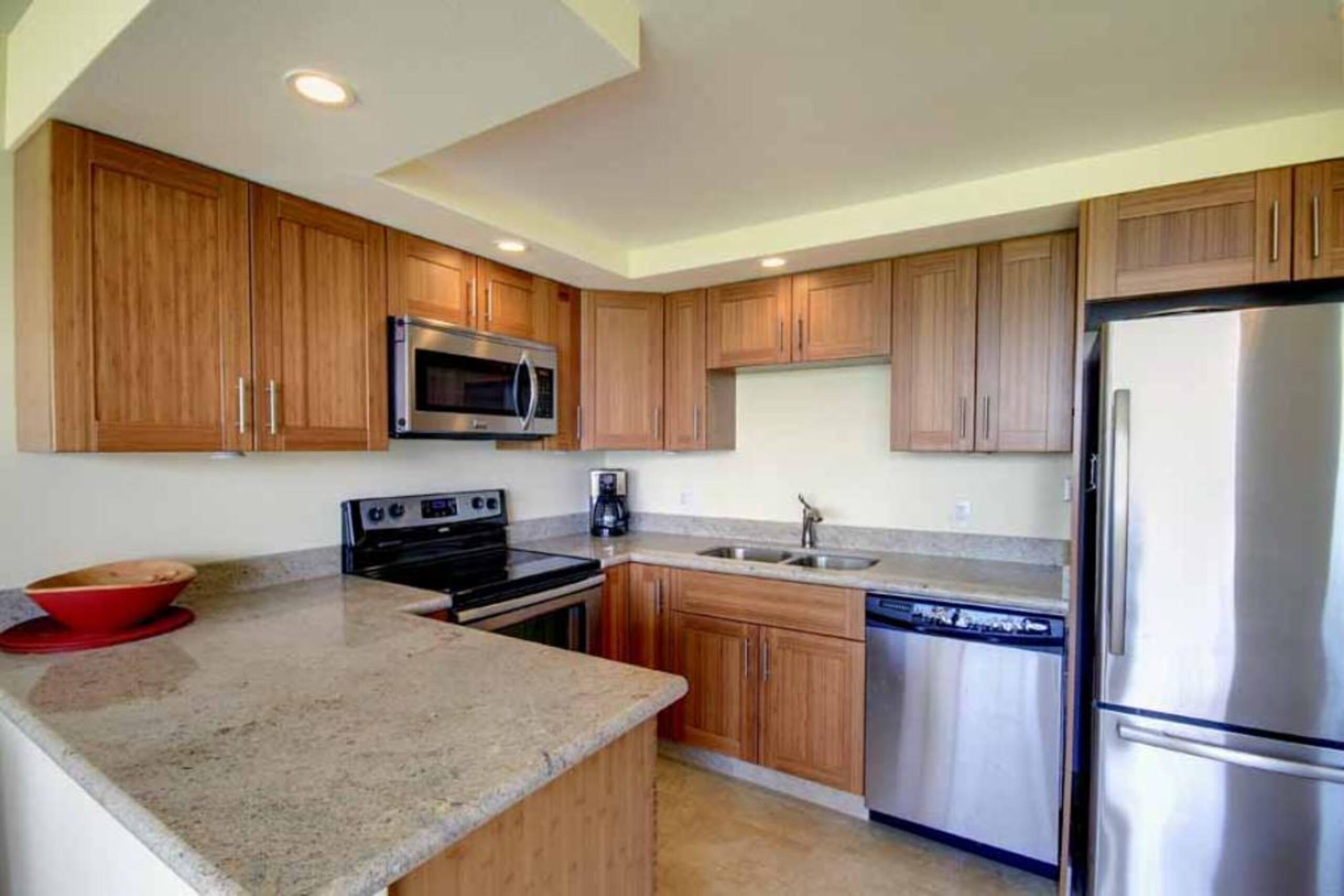 Condo in Kihei · ★4.67 · 1 bedroom · 2 beds · 1.5 baths - Image 3