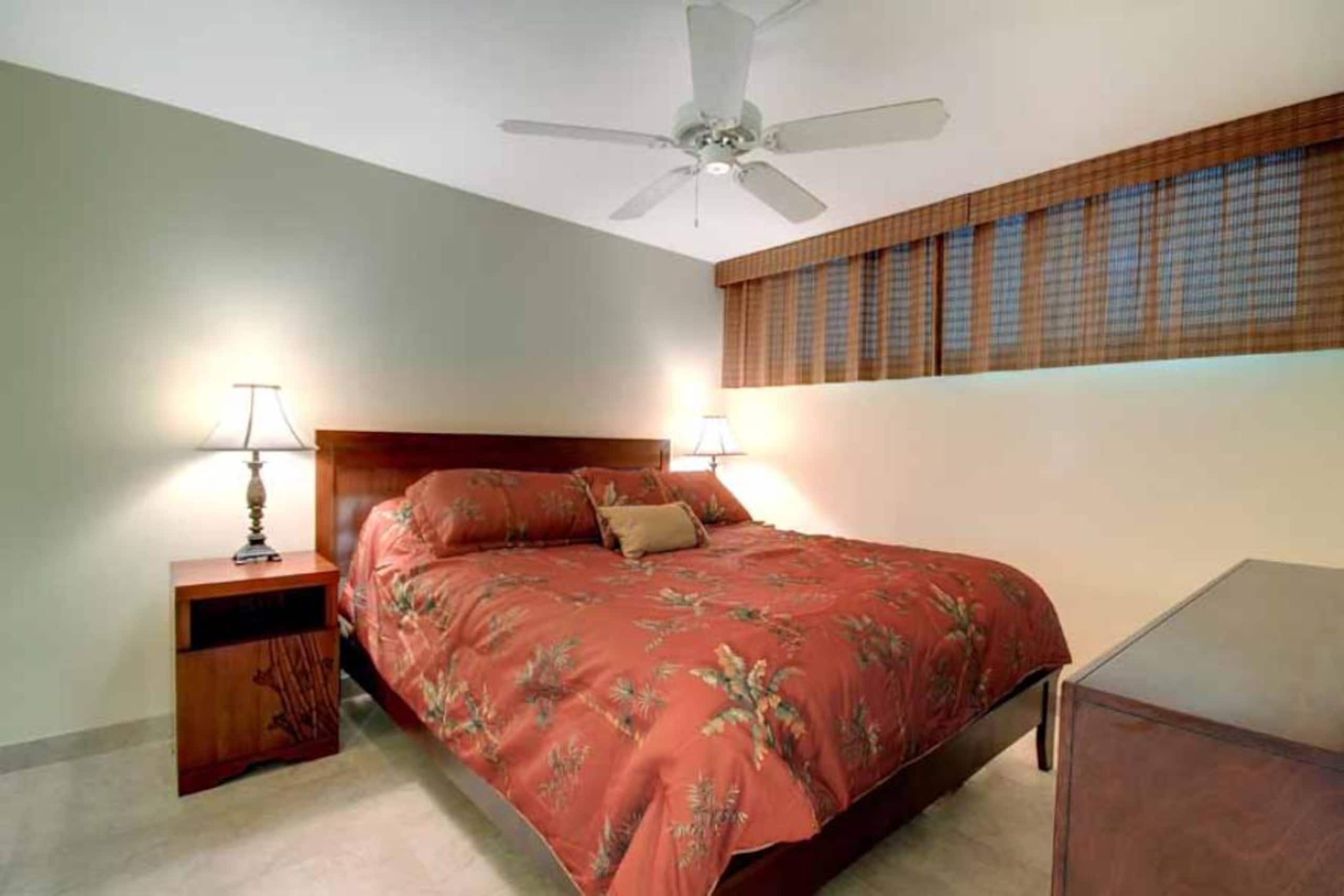 Condo in Kihei · ★4.67 · 1 bedroom · 2 beds · 1.5 baths - Image 4