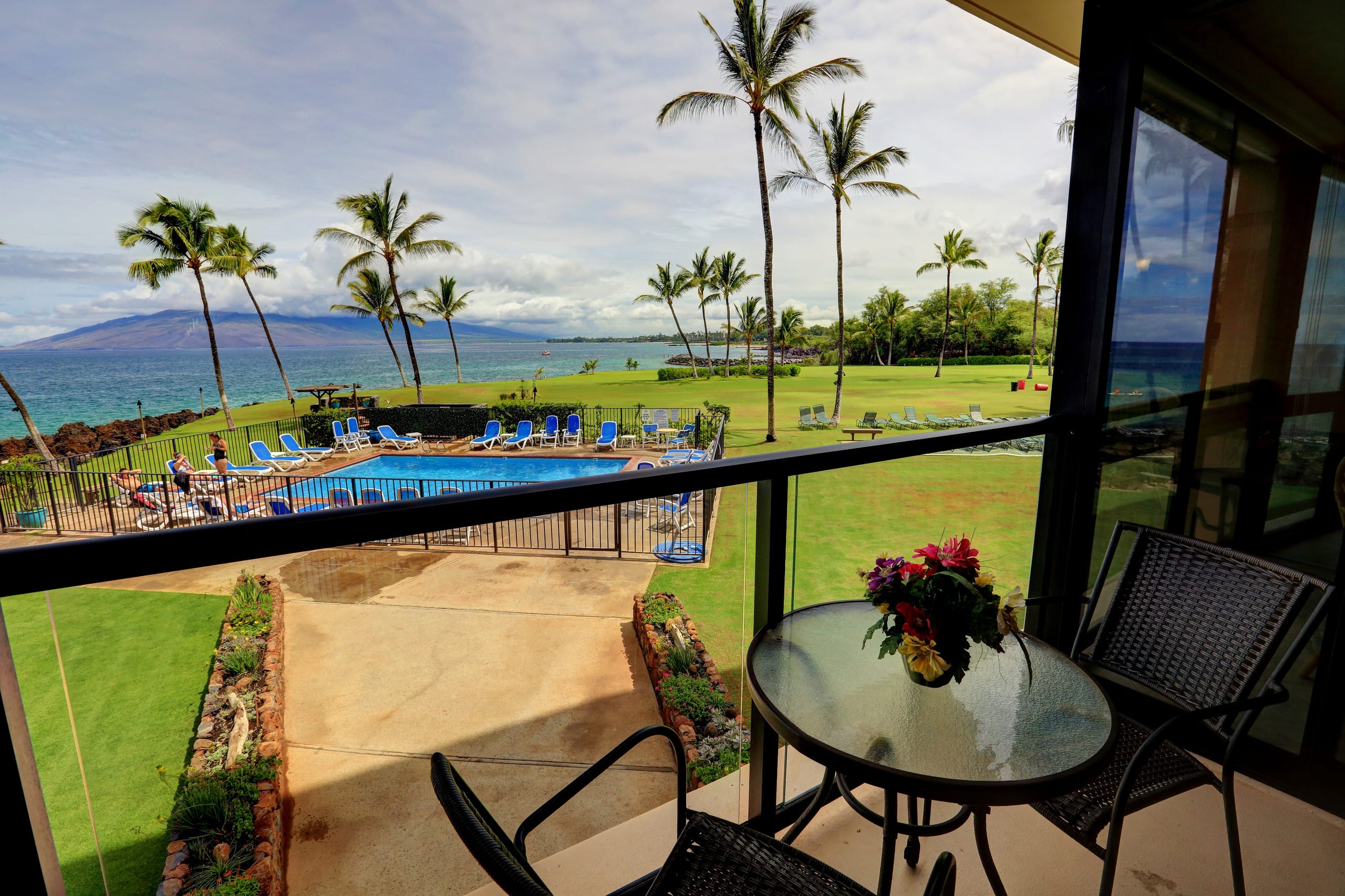 Condo in Kihei · ★4.5 · 1 bedroom · 2 beds · 1.5 baths - Image 7