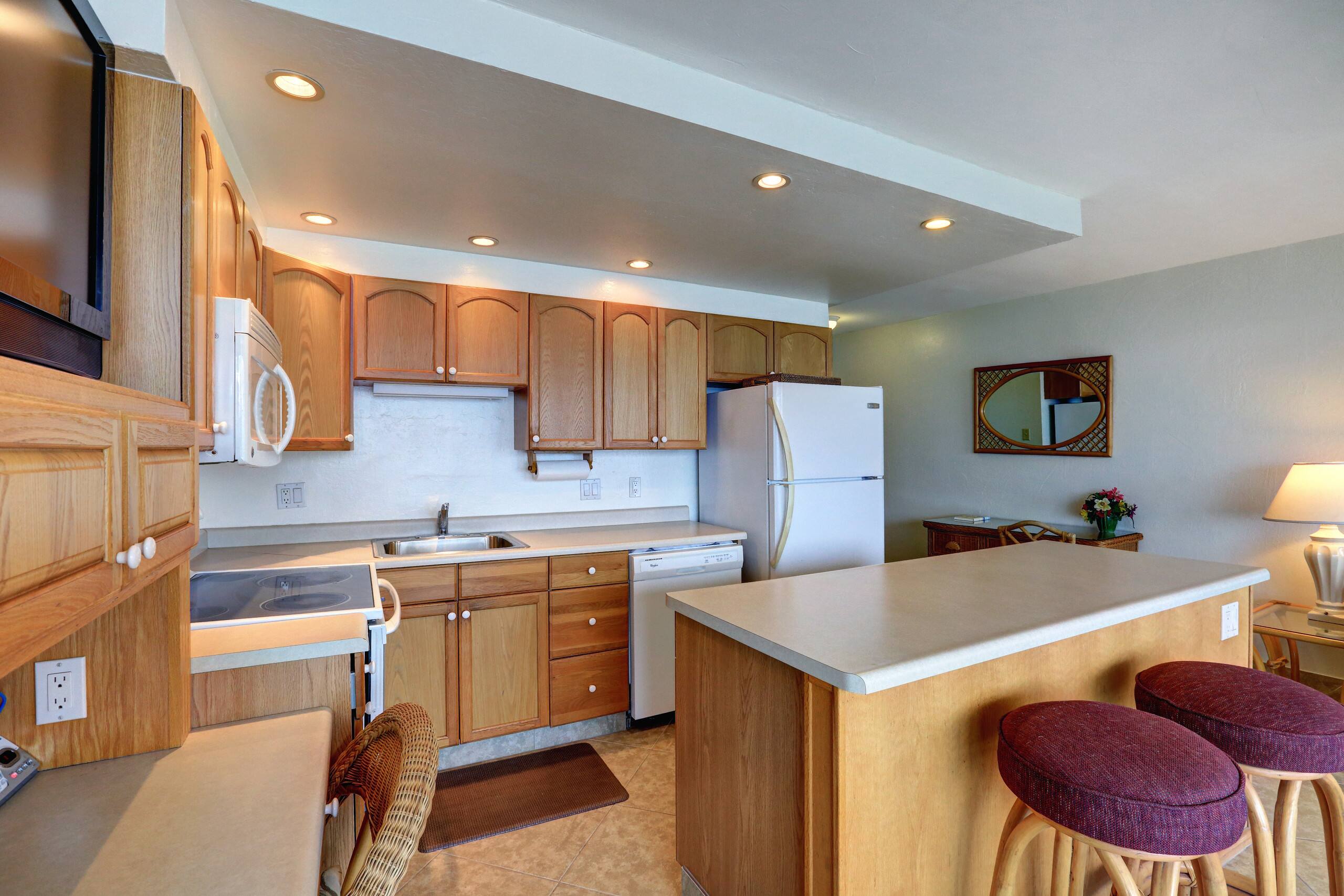 Condo in Kihei · ★4.5 · 1 bedroom · 2 beds · 1.5 baths - Image 3