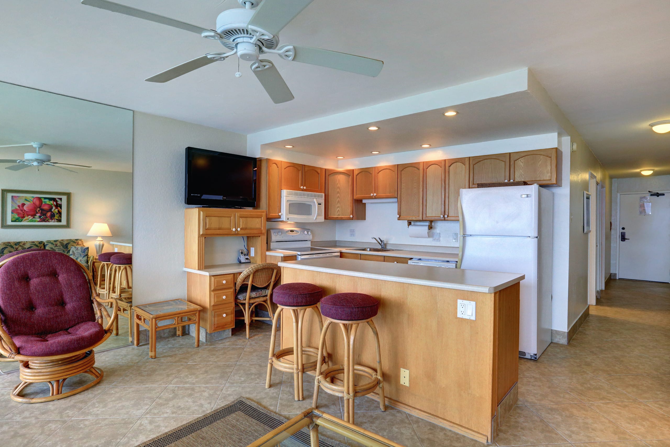 Condo in Kihei · ★4.5 · 1 bedroom · 2 beds · 1.5 baths - Image 10