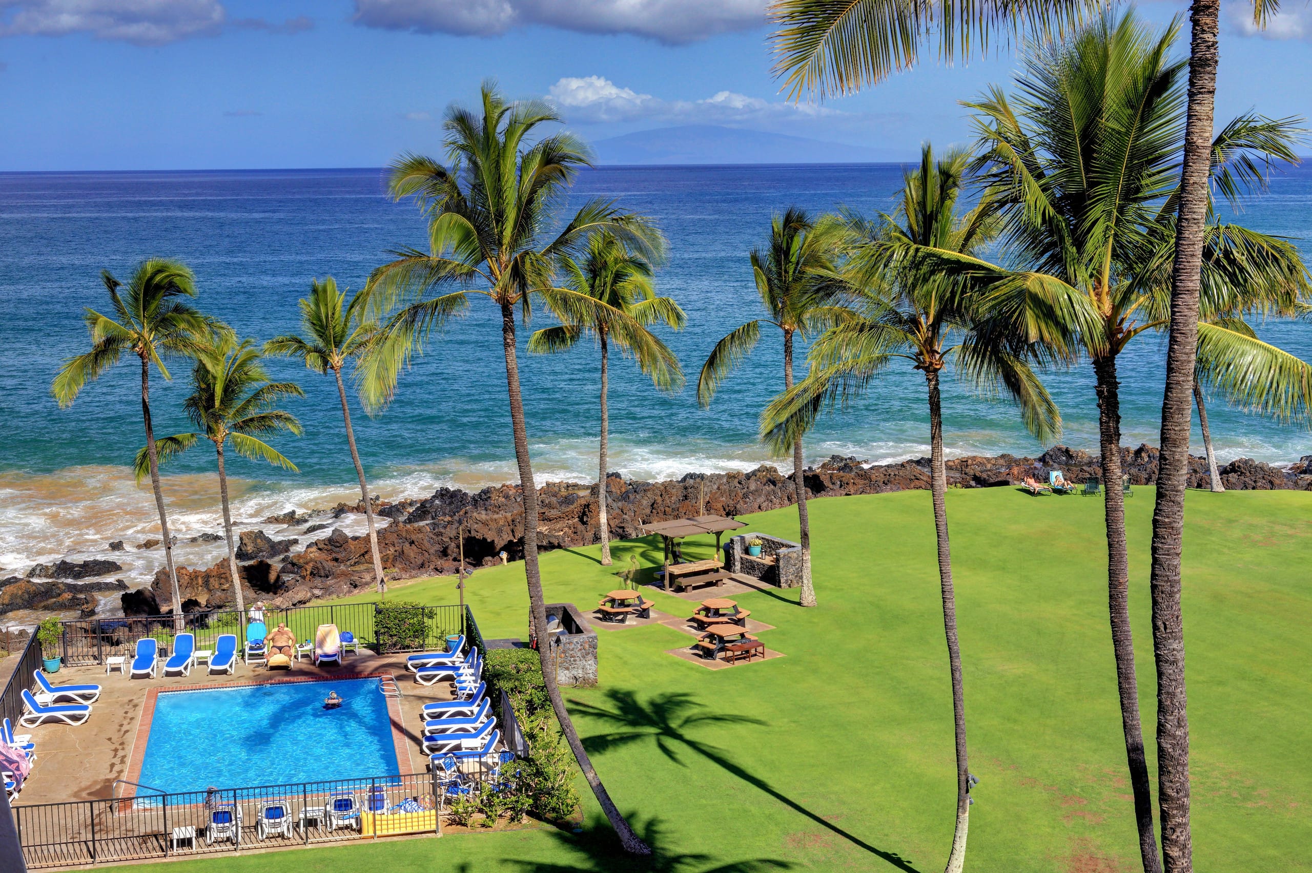 Condo in Kihei · ★5.0 · 1 bedroom · 2 beds · 1.5 baths - Image 8