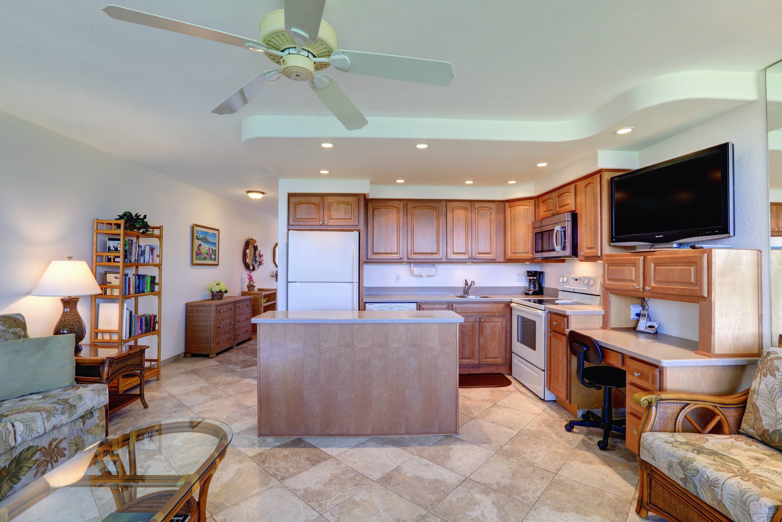 Condo in Kihei · ★5.0 · 1 bedroom · 2 beds · 1.5 baths - Image 13