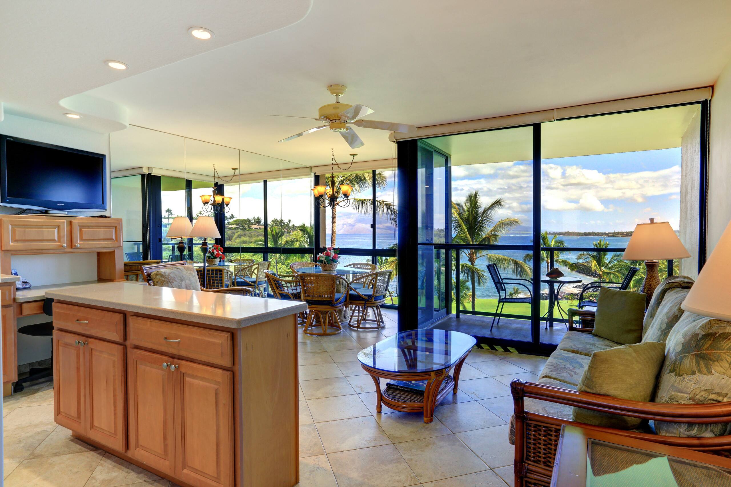 Condo in Kihei · ★5.0 · 1 bedroom · 2 beds · 1.5 baths - Image 14
