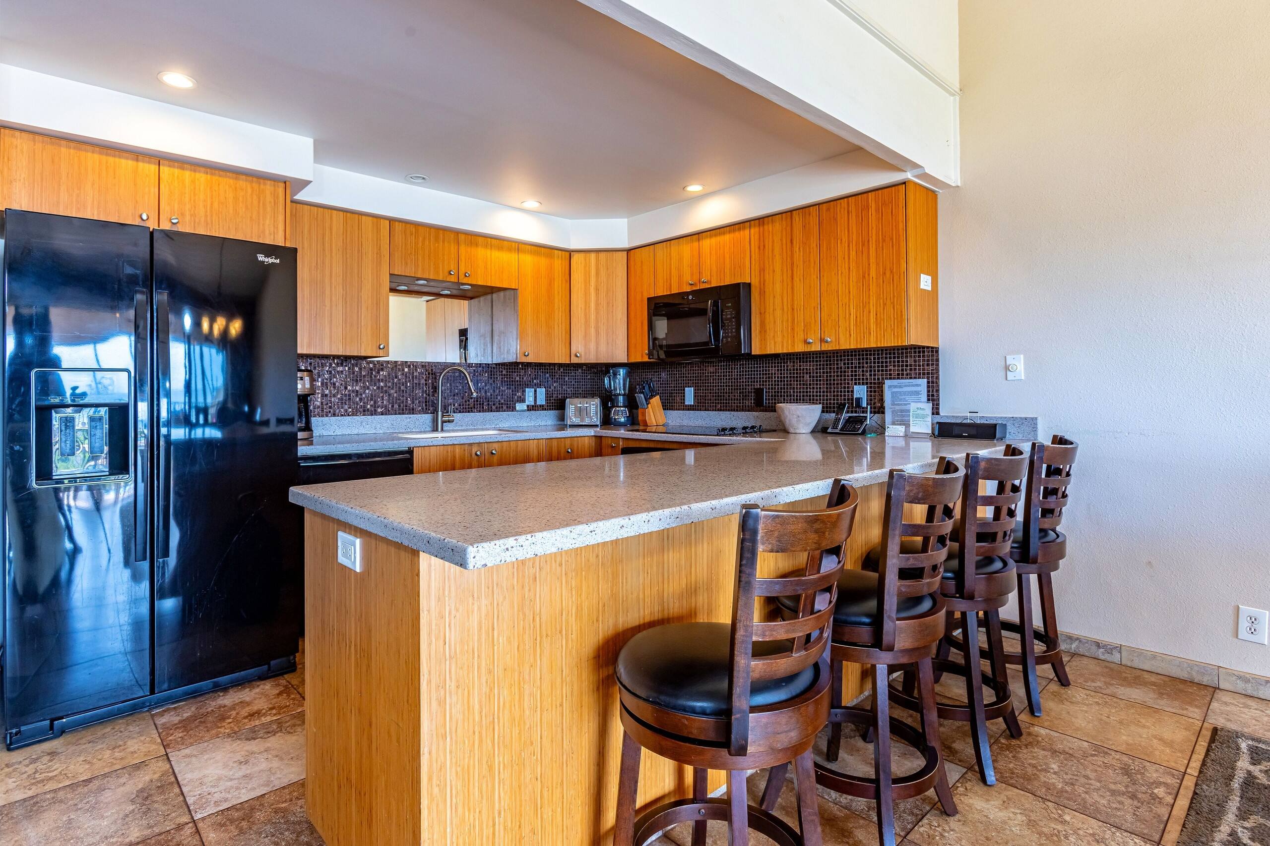 Condo in Kihei · ★4.25 · 2 bedrooms · 4 beds · 2 baths - Image 15