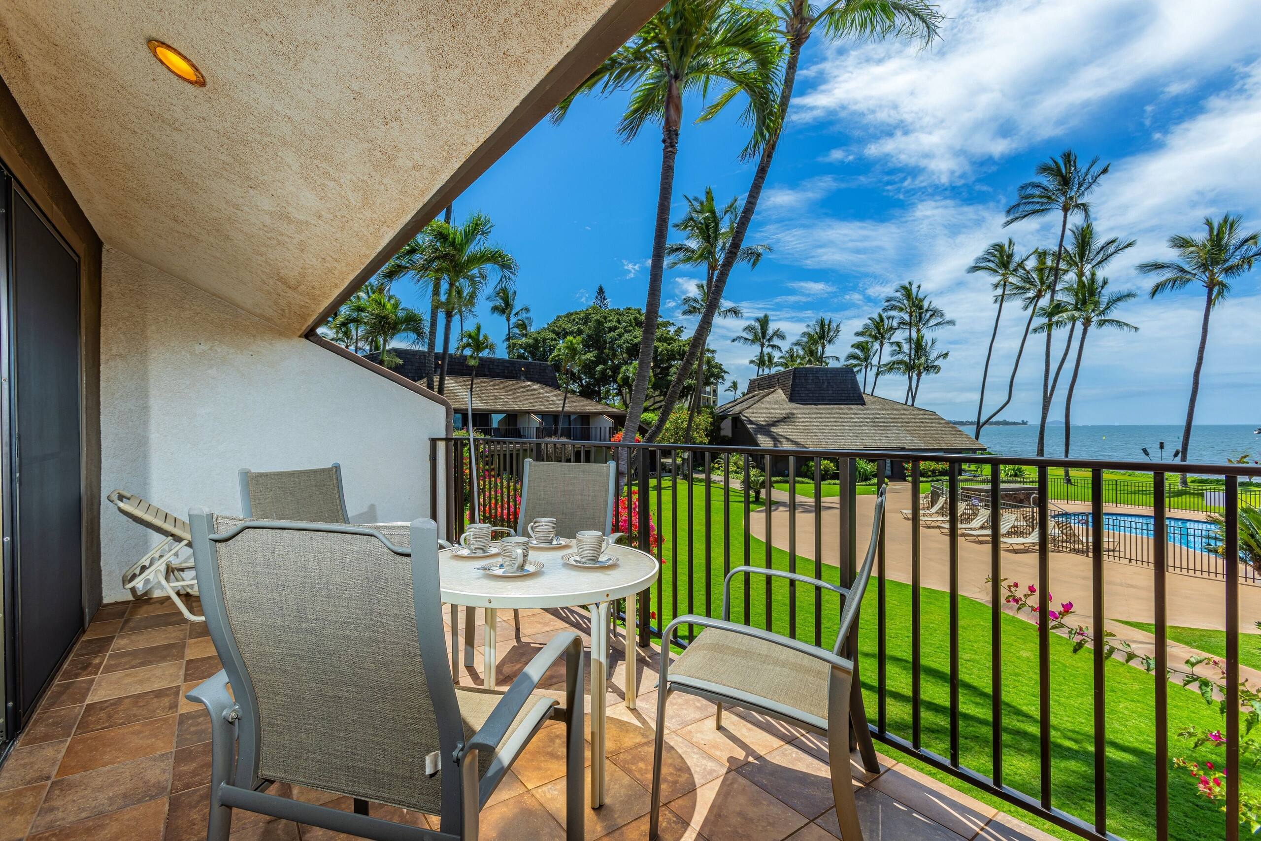Condo in Kihei · ★4.25 · 2 bedrooms · 4 beds · 2 baths - Image 8