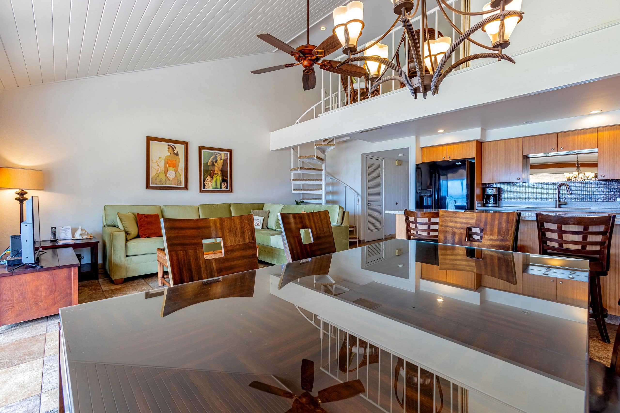 Condo in Kihei · ★4.25 · 2 bedrooms · 4 beds · 2 baths - Image 12