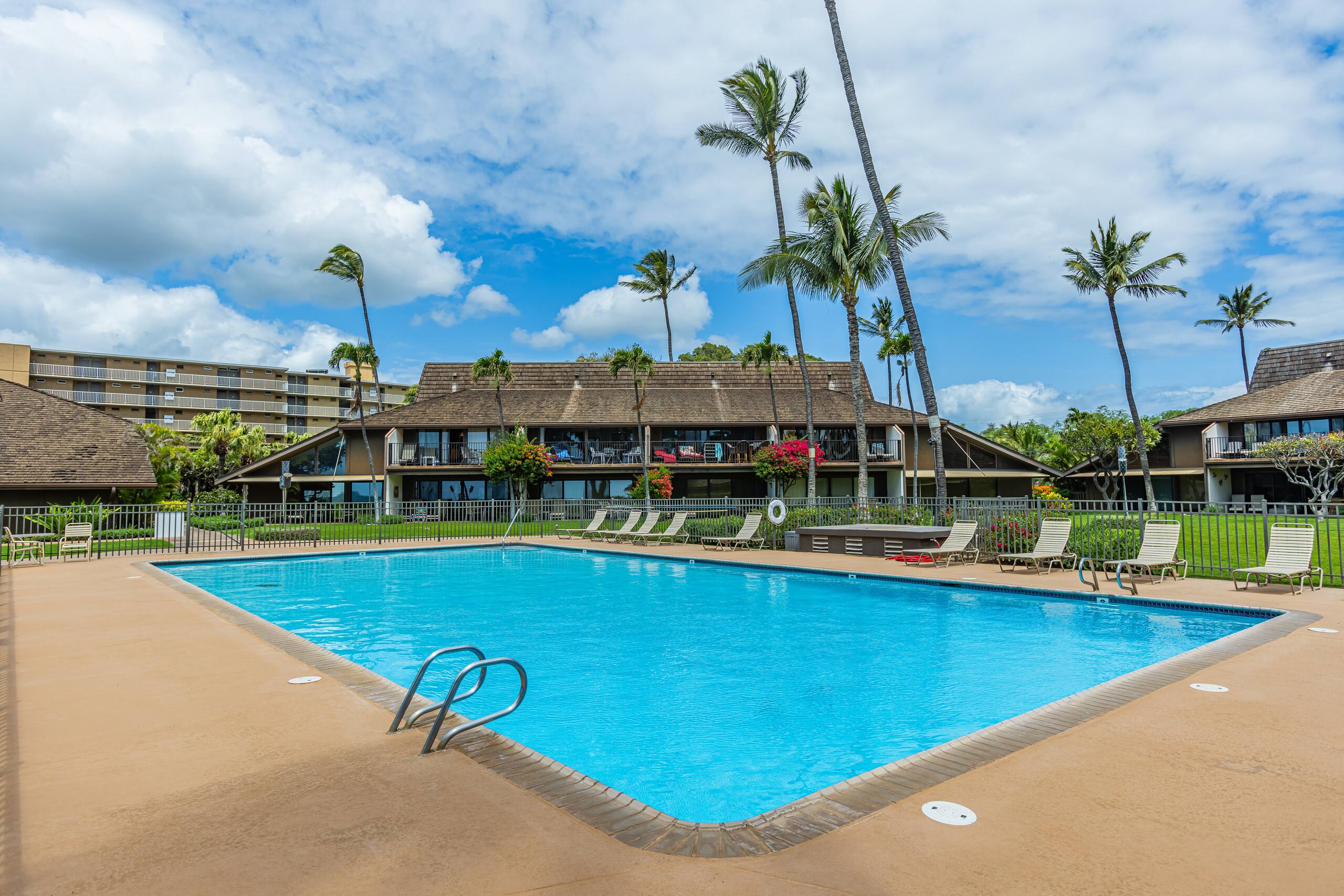 Condo in Kihei · ★4.25 · 2 bedrooms · 4 beds · 2 baths - Image 29