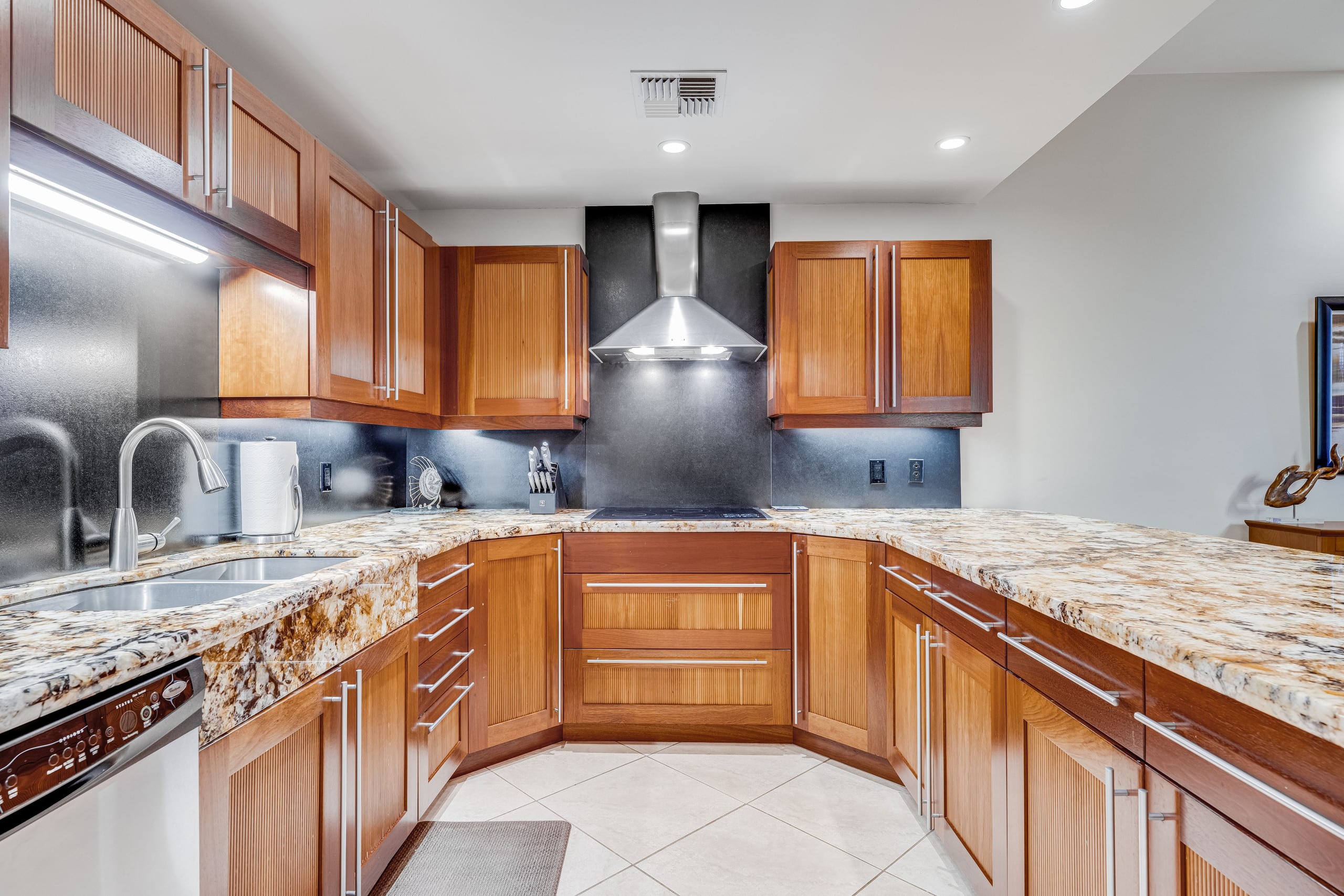 Condo in Makena, Maui · ★4.75 · 2 bedrooms · 3 beds · 2 baths - Image 16