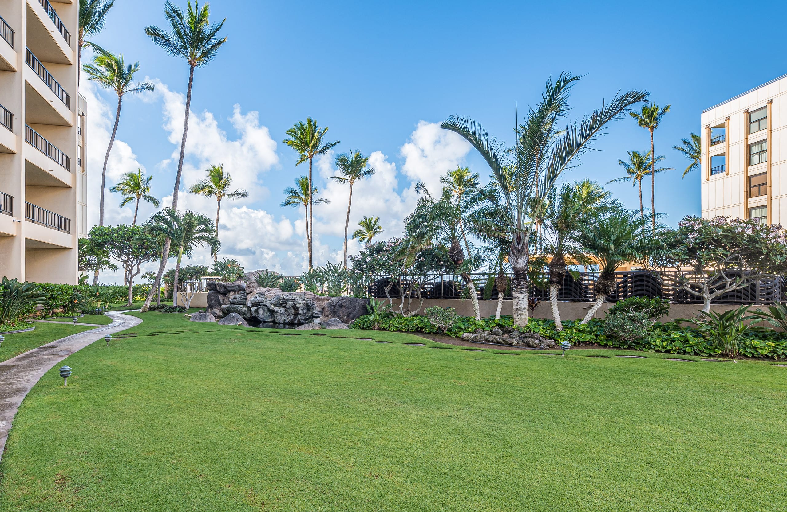 Condo in Kihei · ★5.0 · 2 bedrooms · 3 beds · 2 baths - Image 39