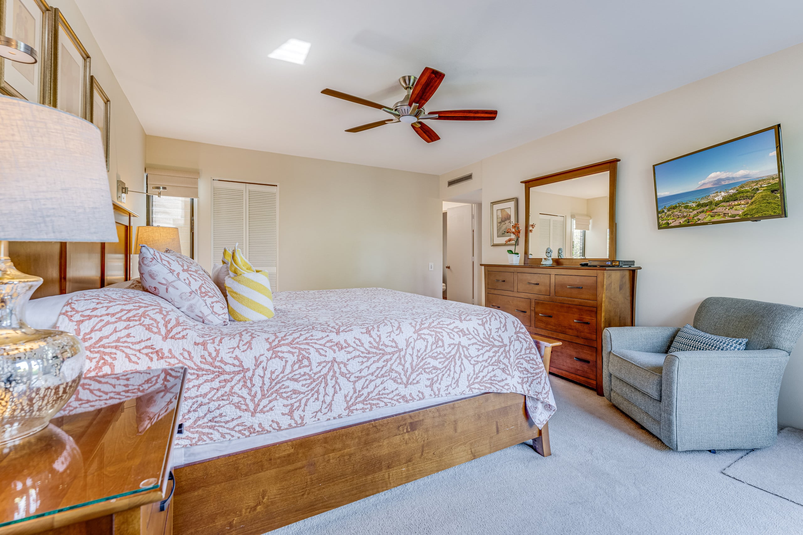 Condo in Wailea · ★4.88 · 2 bedrooms · 3 beds · 2 baths - Image 16