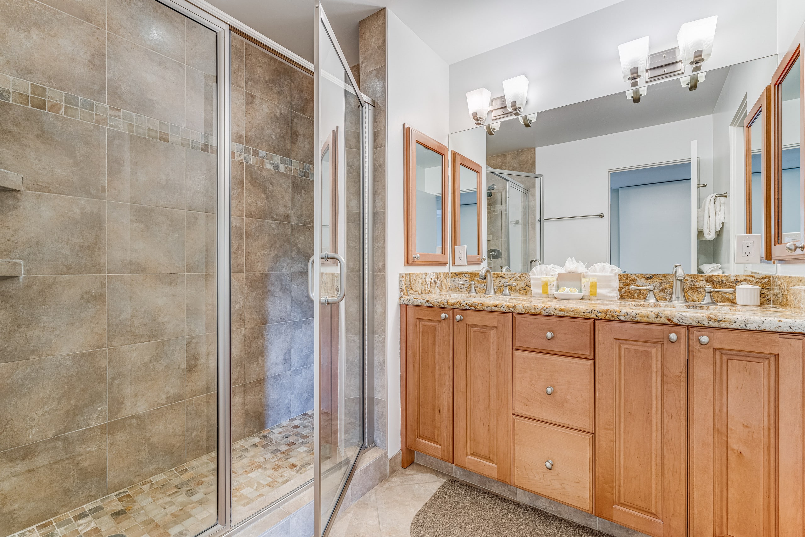 Condo in Wailea · ★4.88 · 2 bedrooms · 3 beds · 2 baths - Image 19