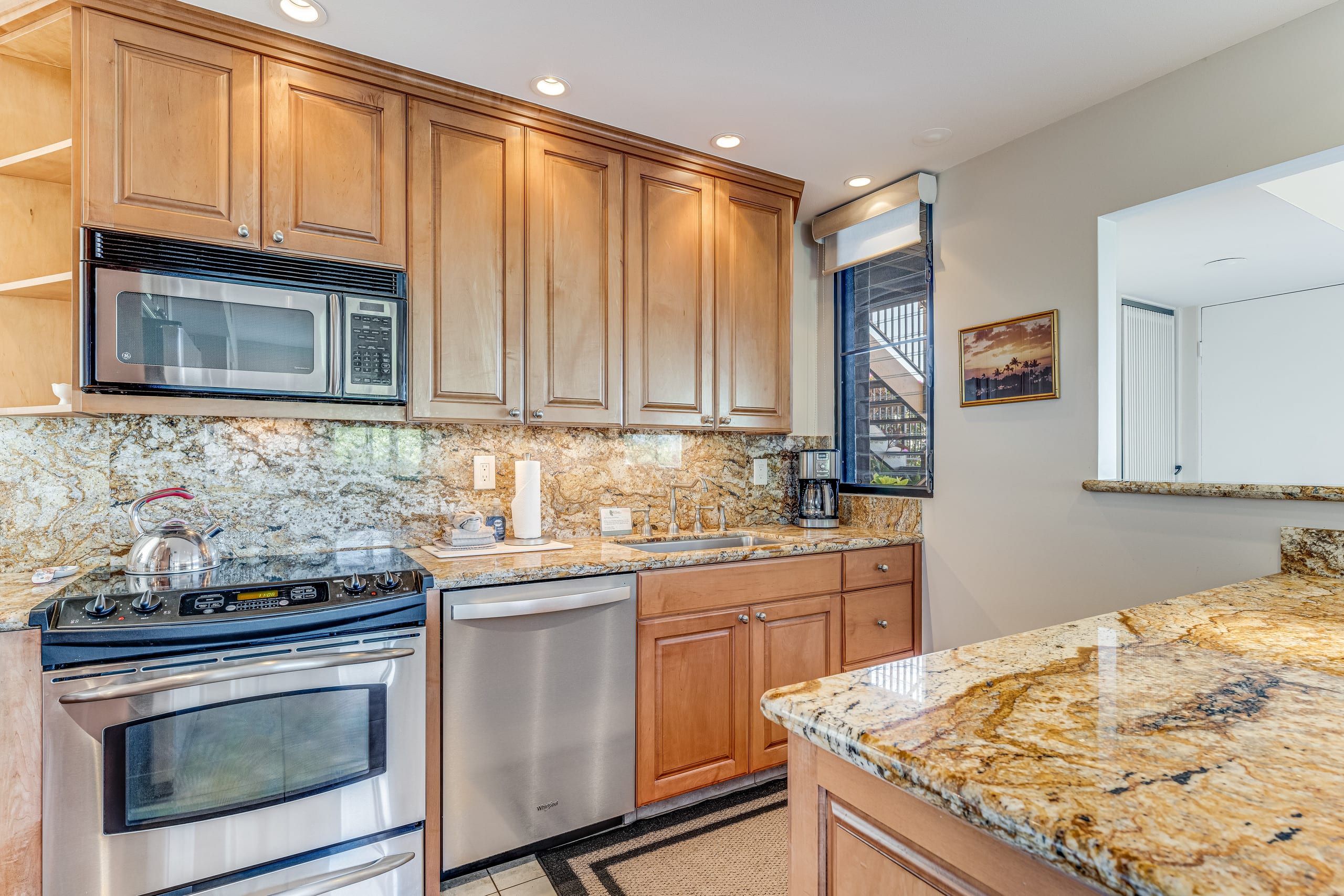 Condo in Wailea · ★4.88 · 2 bedrooms · 3 beds · 2 baths - Image 14