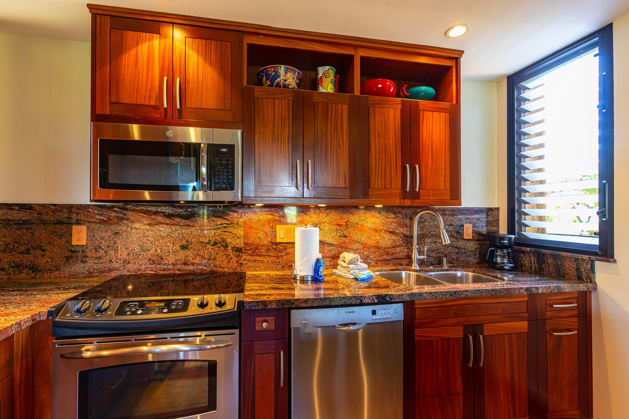 Condo in Wailea · ★5.0 · 1 bedroom · 1 bed · 2 baths - Image 15