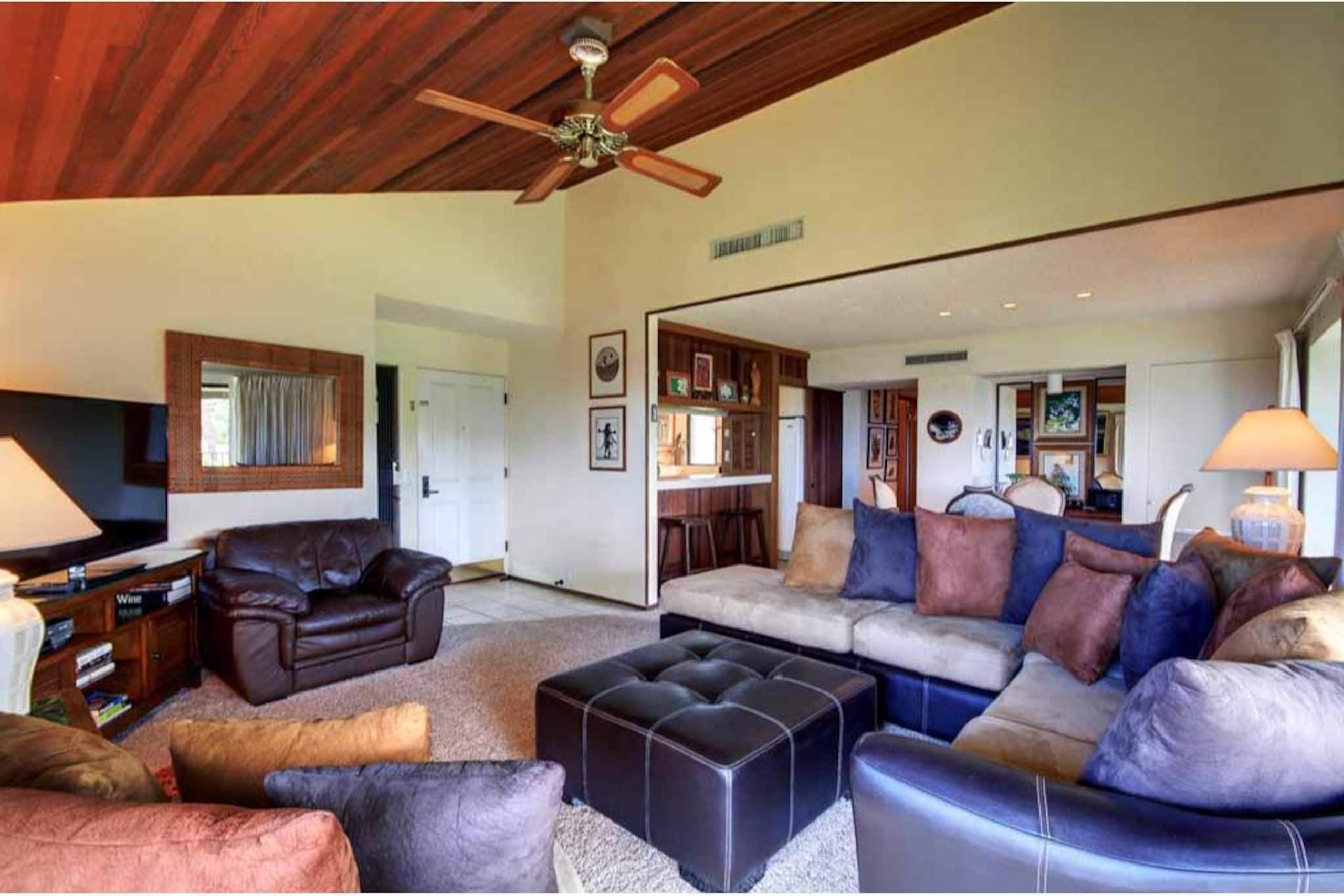 Sweeping Ocean Views - Wailea Elua 2010 - Photo 10