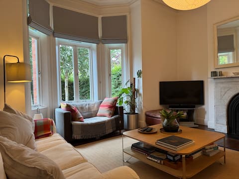 Top performing Airbnb: Victorian Red-Brick Home in Kimmage Rathmines