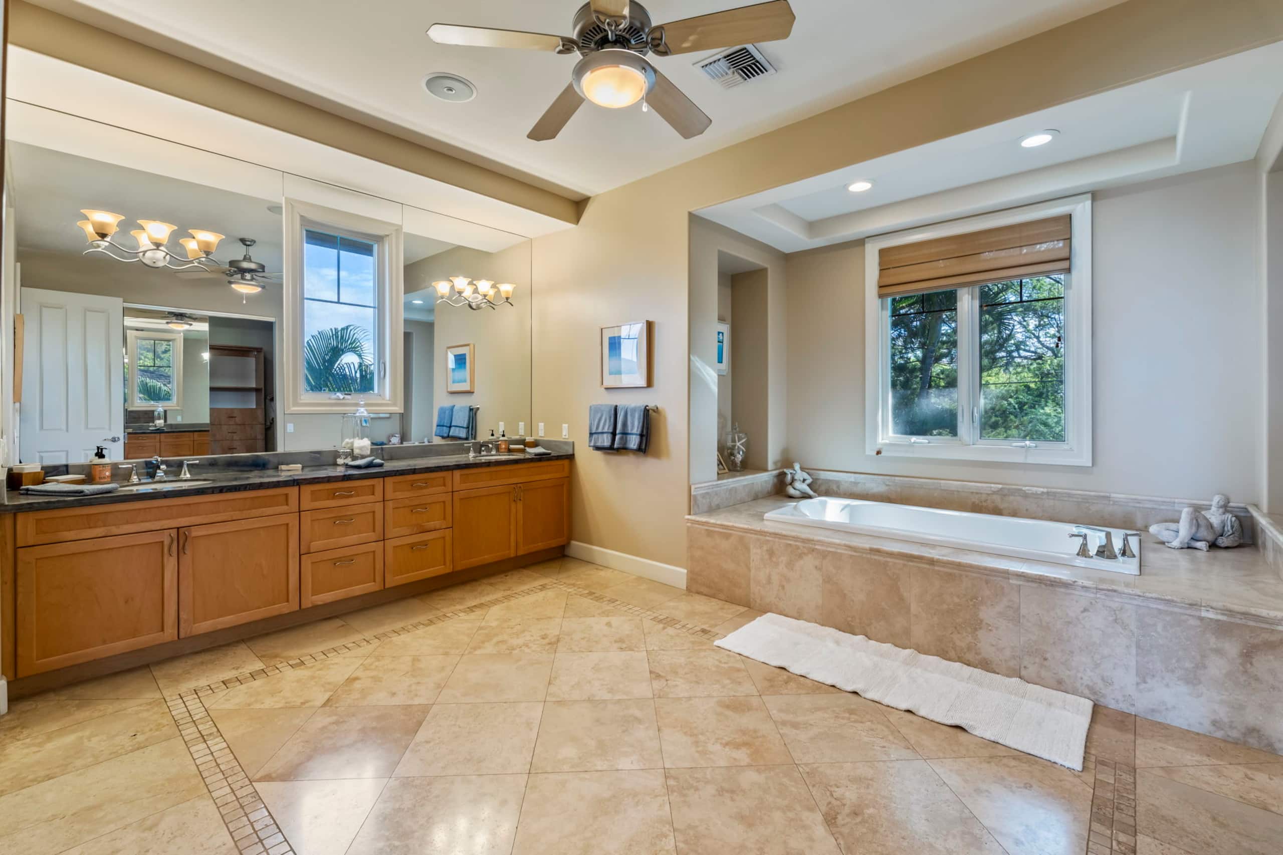 Home in Kihei · ★4.83 · 5 bedrooms · 4 beds · 5 baths - Image 14