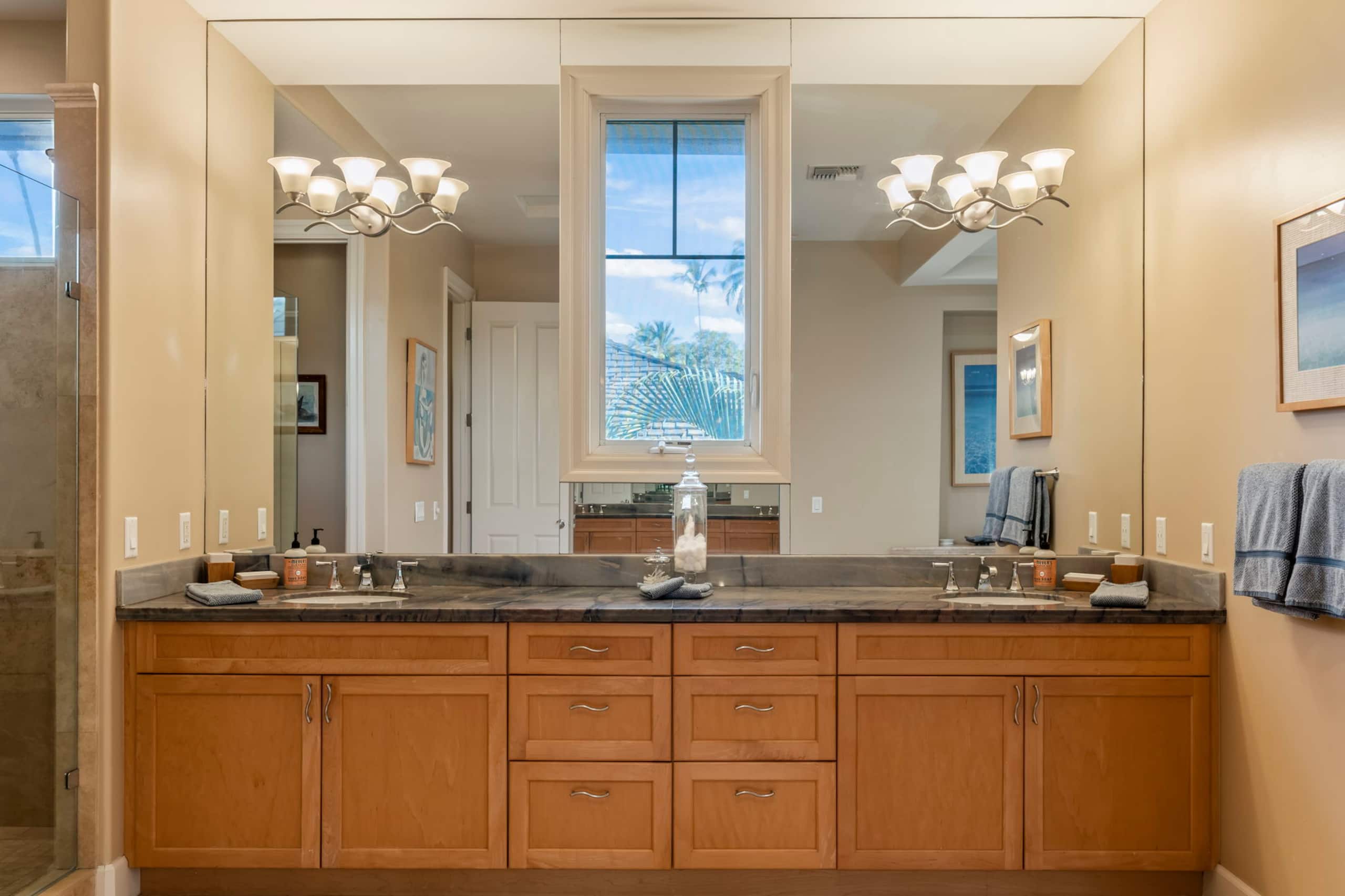 Home in Kihei · ★4.83 · 5 bedrooms · 4 beds · 5 baths - Image 16