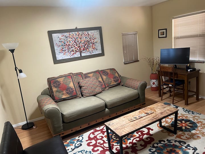 Გასაშლელი დივანი 