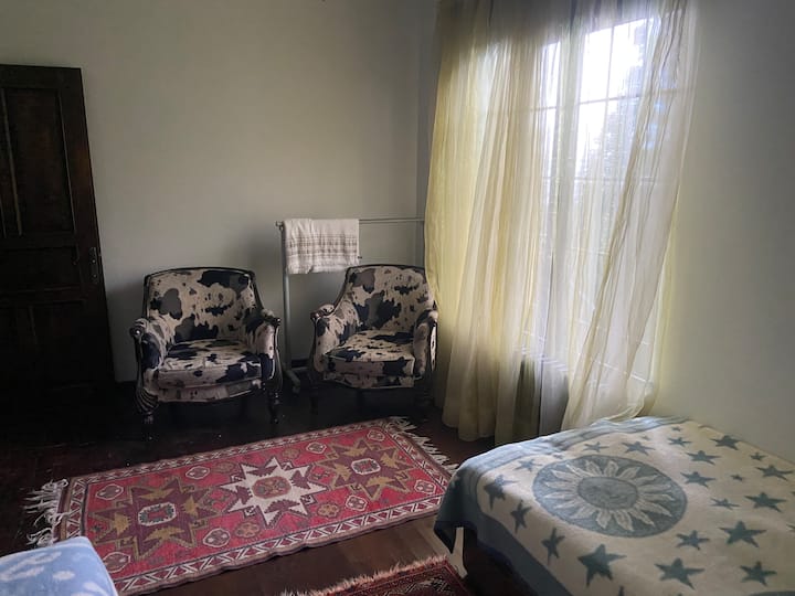 საძინებელი 2