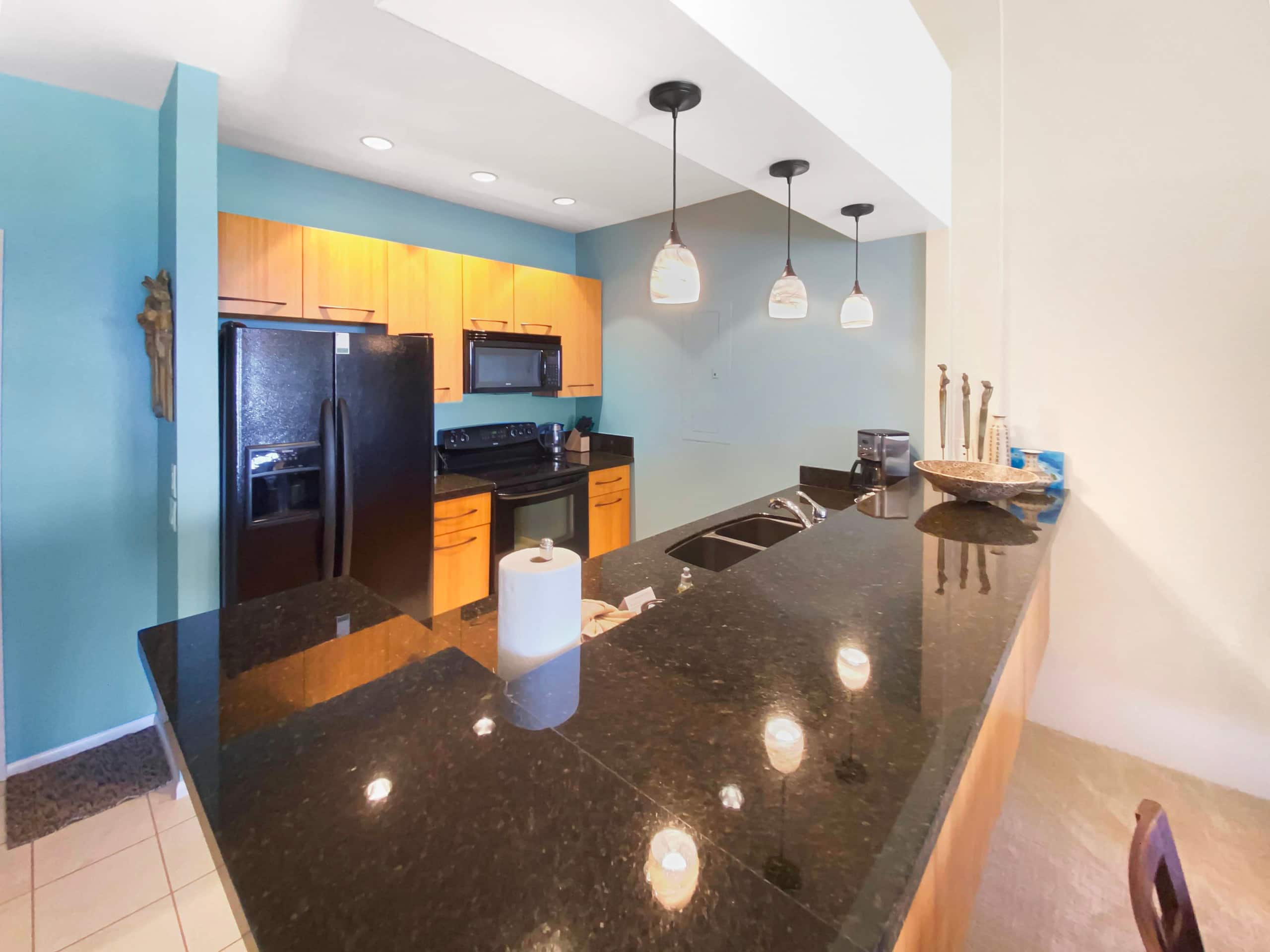 Condo in Wailea · ★4.88 · 2 bedrooms · 3 beds · 2 baths - Image 10