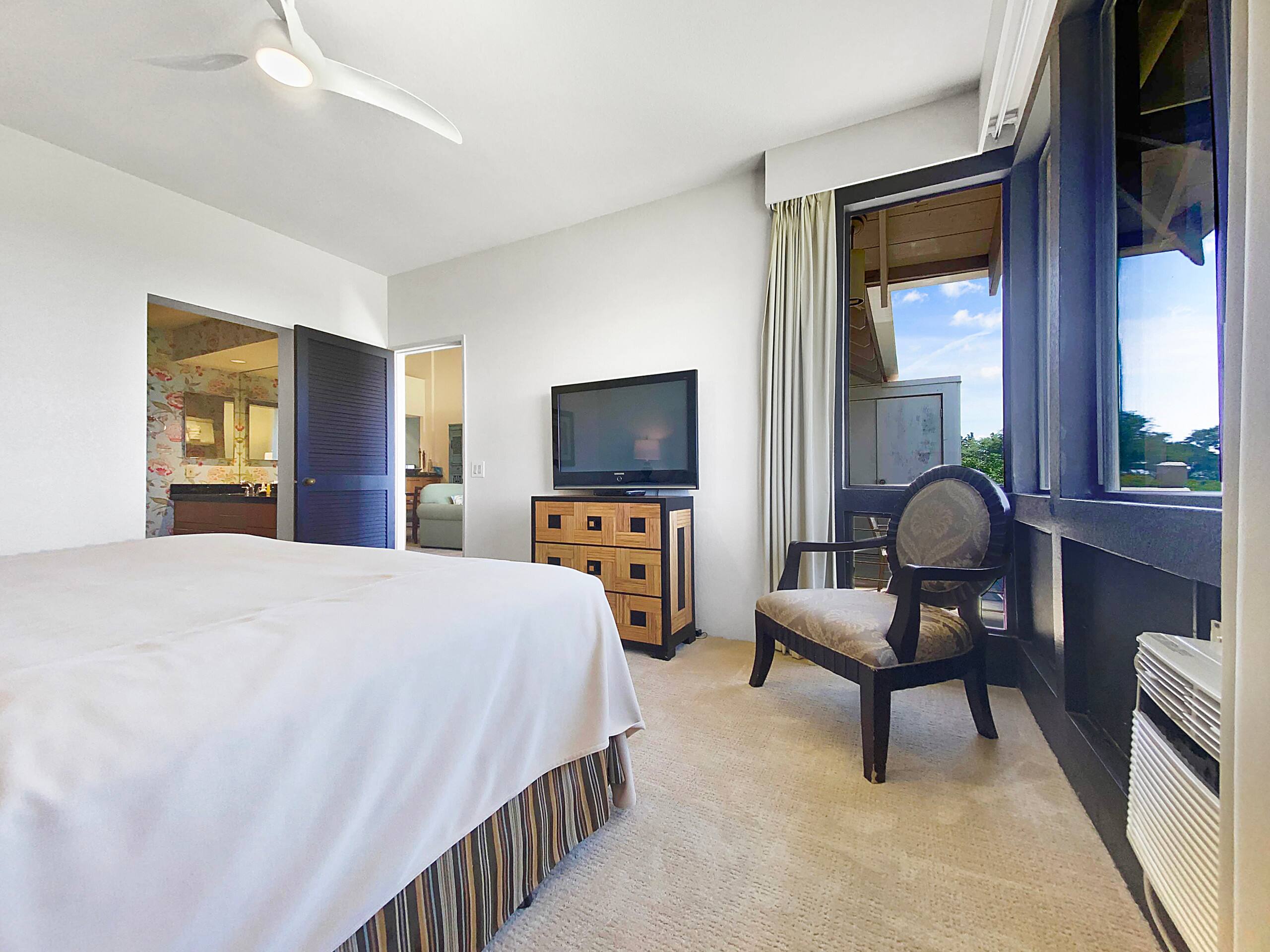 Condo in Wailea · ★4.88 · 2 bedrooms · 3 beds · 2 baths - Image 4